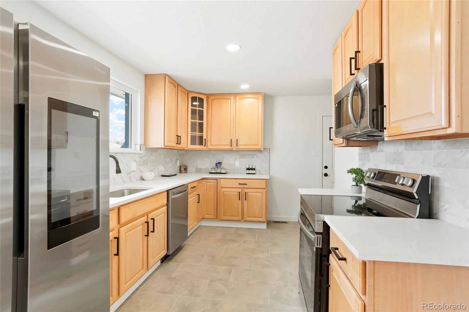 MLS Image #5 for 9101  clarkson street,thornton, Colorado