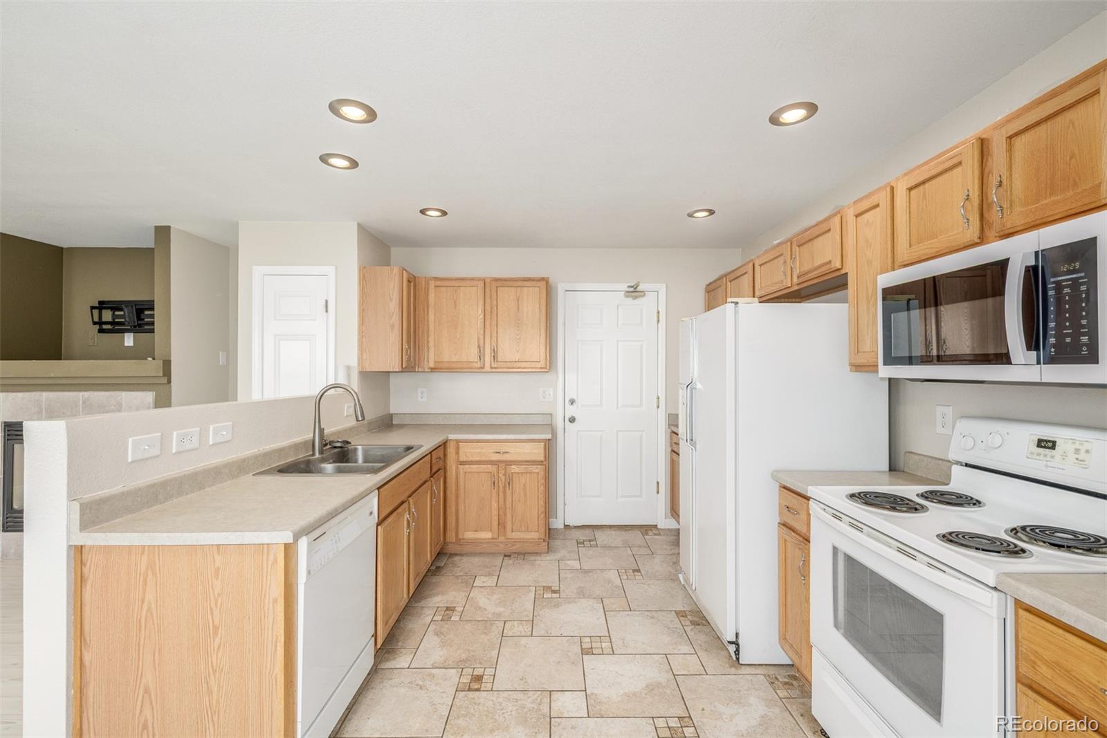 MLS Image #9 for 10589  durango place,longmont, Colorado