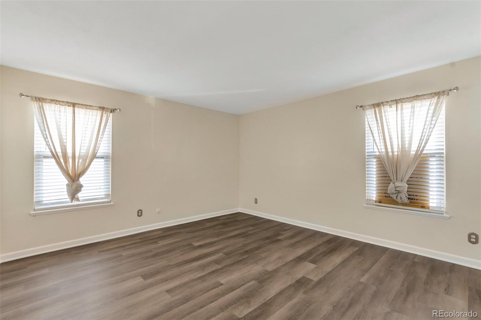 MLS Image #3 for 4866 s dudley street,littleton, Colorado