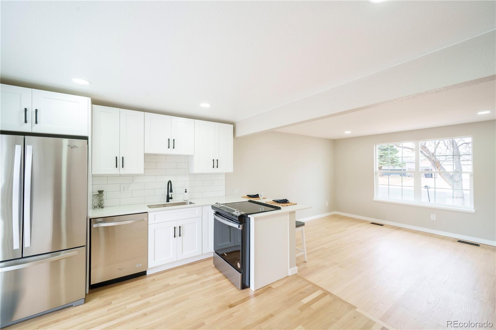 MLS Image #3 for 2880 s olathe court,aurora, Colorado