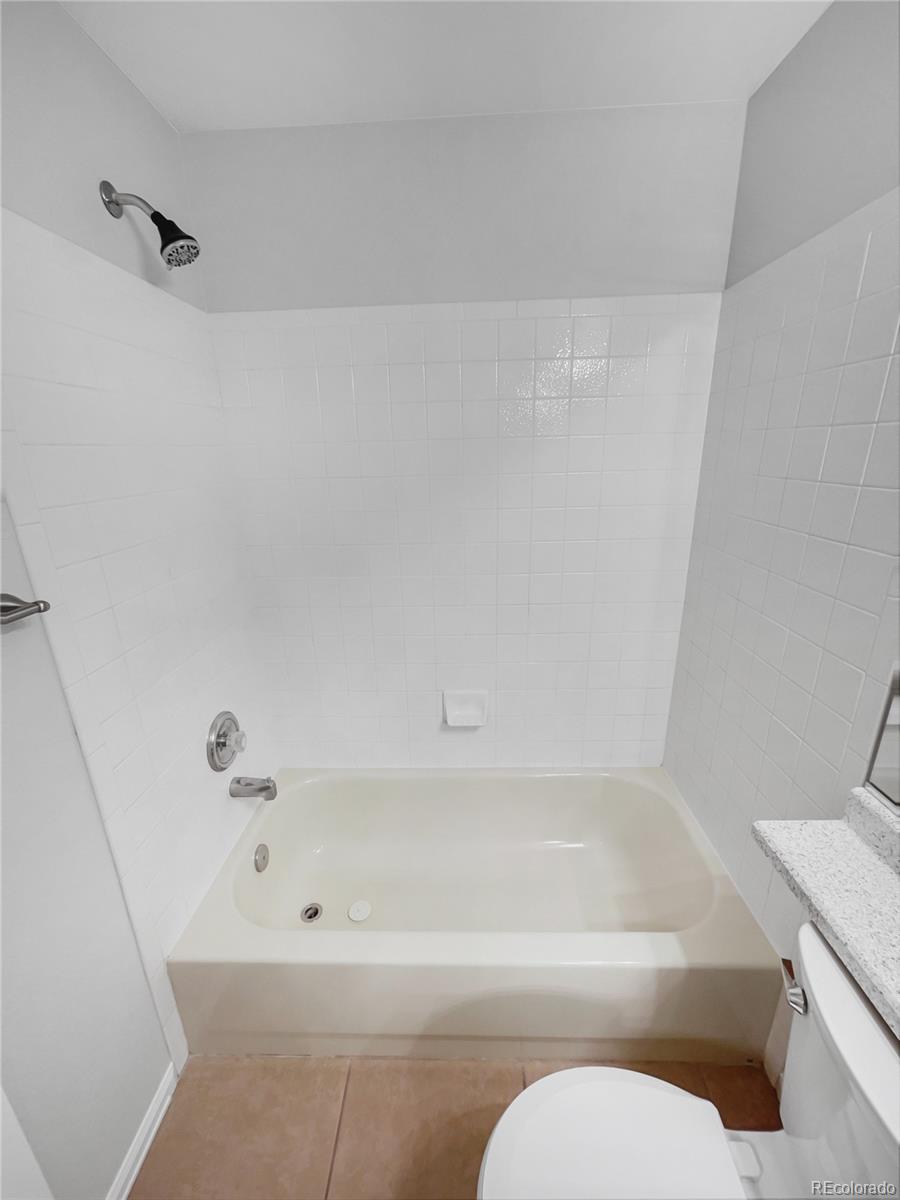 MLS Image #28 for 5236 s liverpool way,centennial, Colorado
