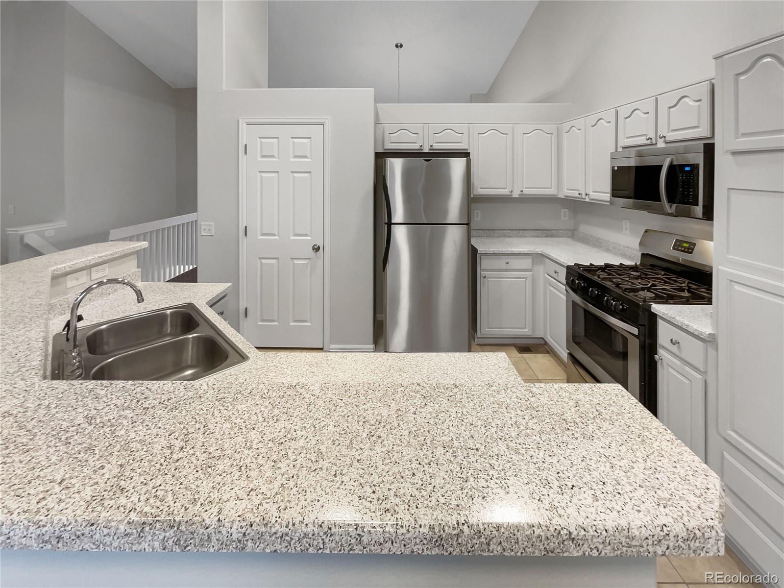 MLS Image #5 for 5236 s liverpool way,centennial, Colorado