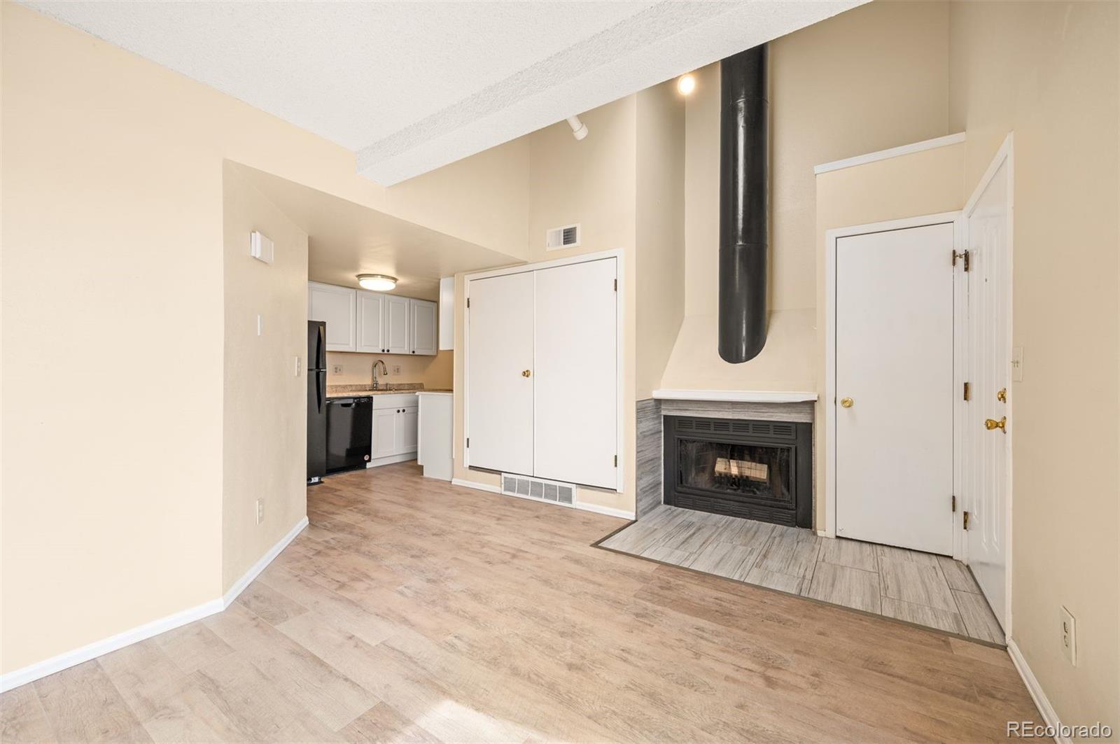 MLS Image #5 for 17093 e tennessee drive,aurora, Colorado