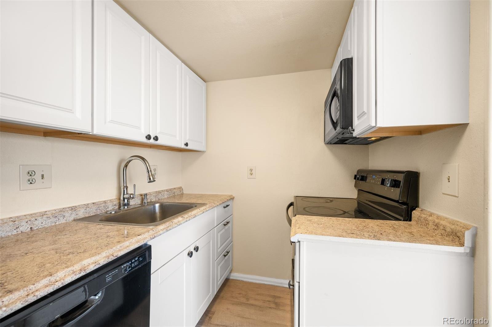 MLS Image #8 for 17093 e tennessee drive,aurora, Colorado