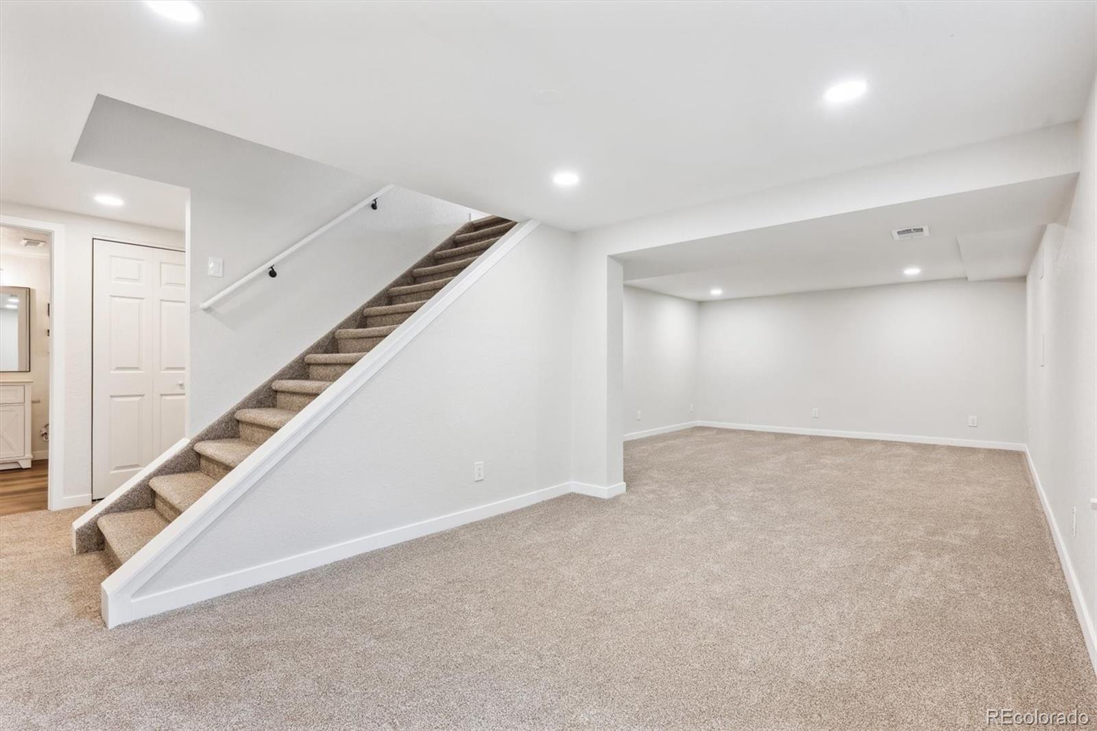 MLS Image #30 for 6032 s newport street,centennial, Colorado