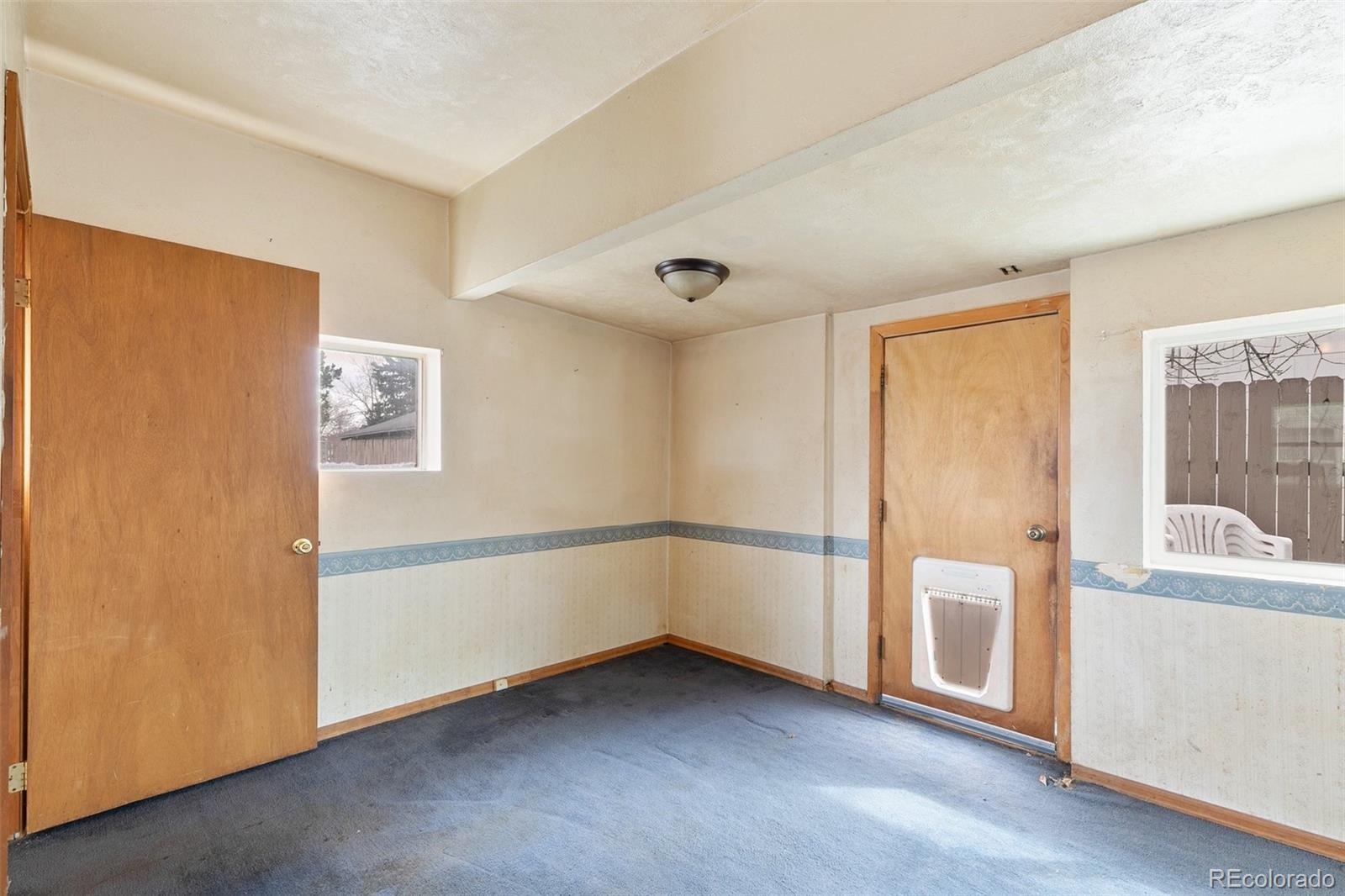 MLS Image #12 for 228 e jefferson street,colorado springs, Colorado
