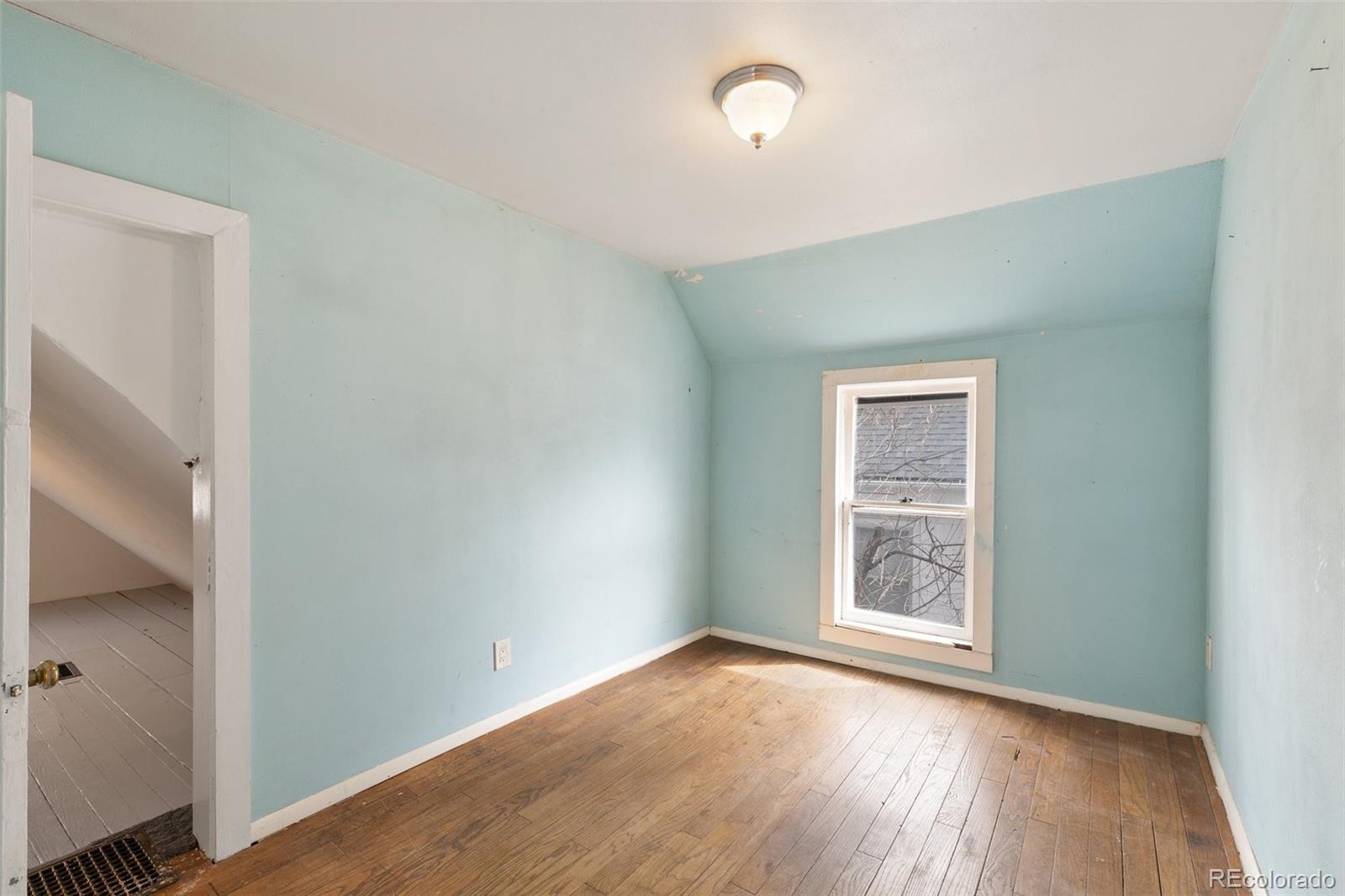 MLS Image #3 for 228 e jefferson street,colorado springs, Colorado