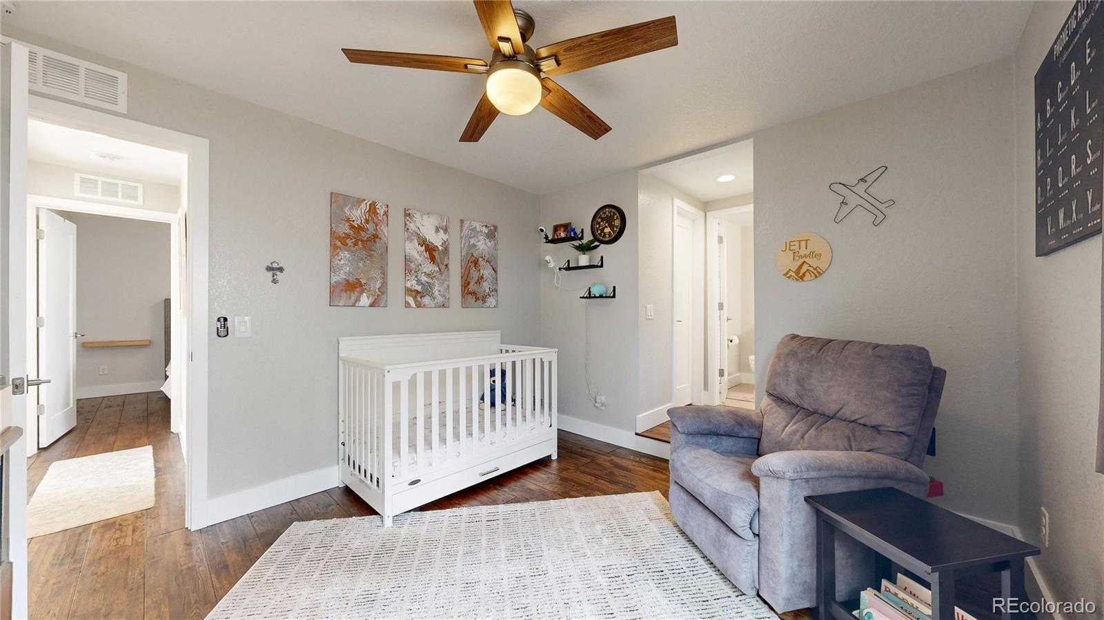 MLS Image #12 for 2551 s bellaire street,denver, Colorado