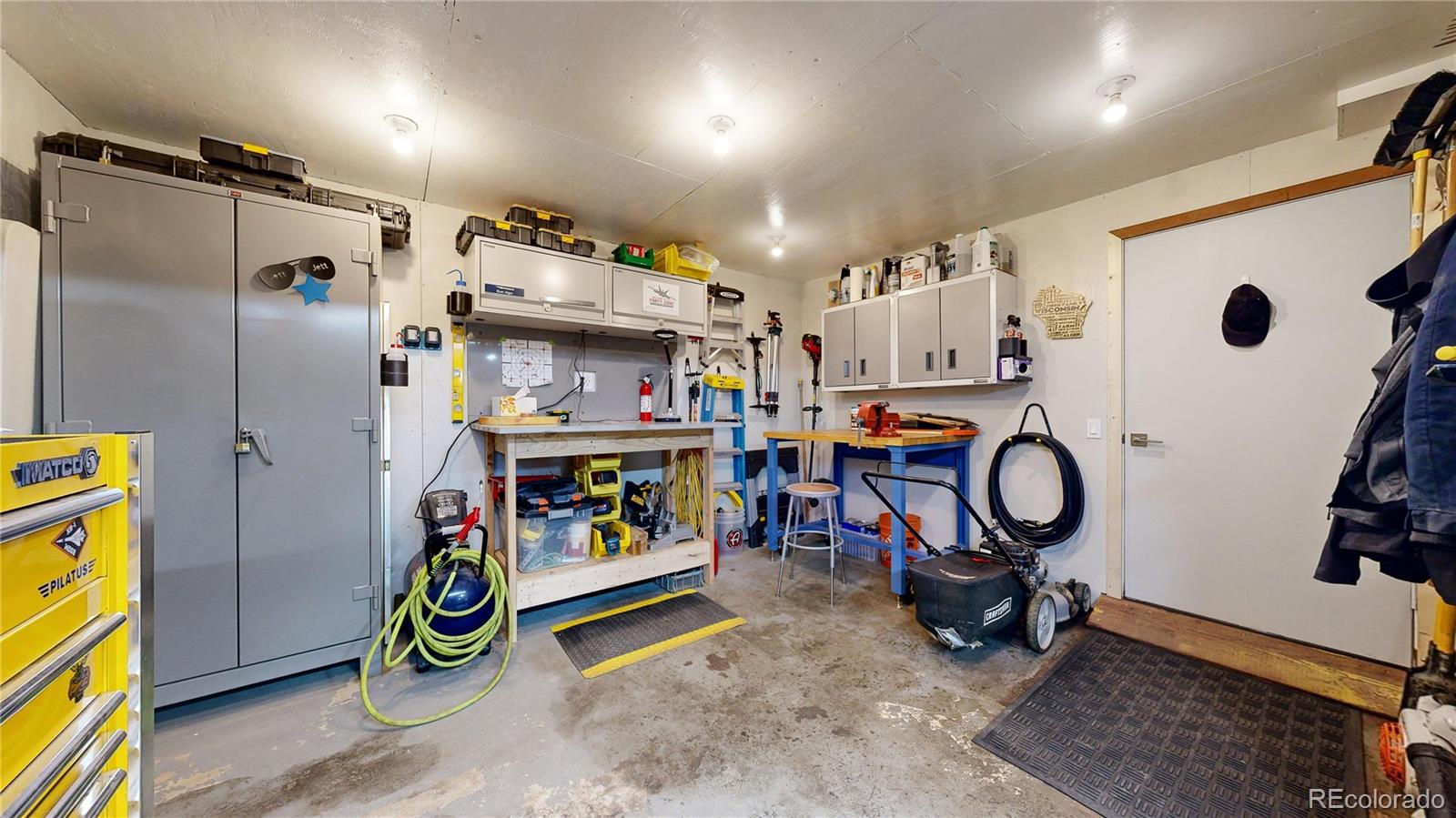 MLS Image #19 for 2551 s bellaire street,denver, Colorado