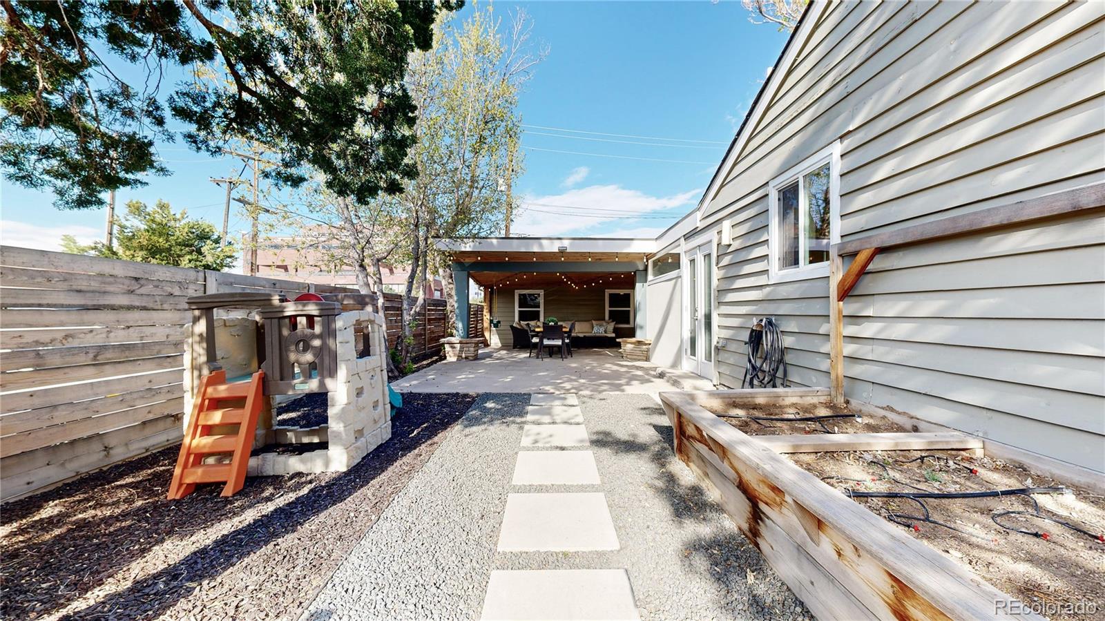 MLS Image #24 for 2551 s bellaire street,denver, Colorado