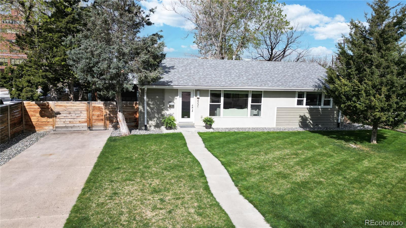 MLS Image #26 for 2551 s bellaire street,denver, Colorado
