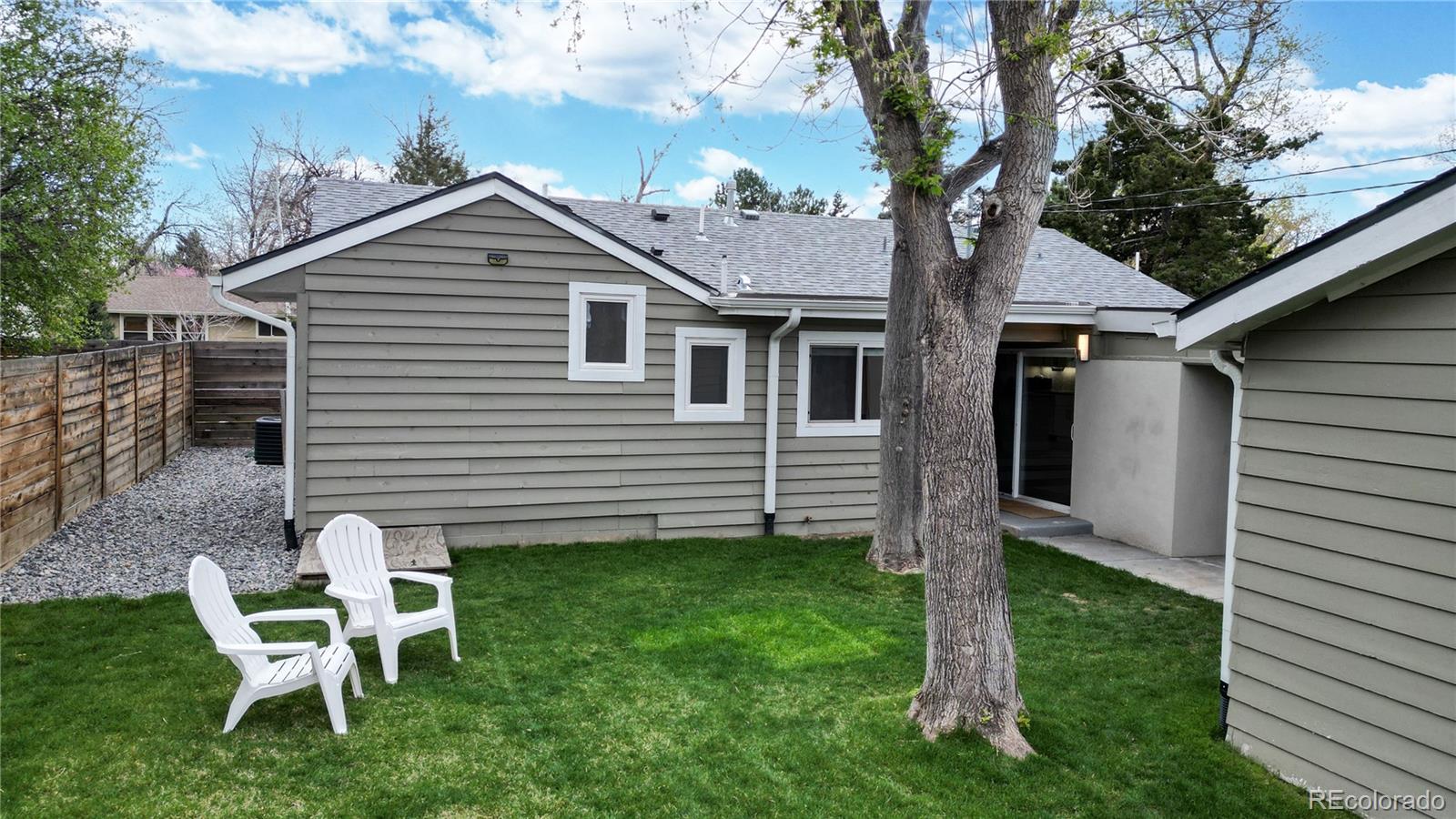 MLS Image #28 for 2551 s bellaire street,denver, Colorado