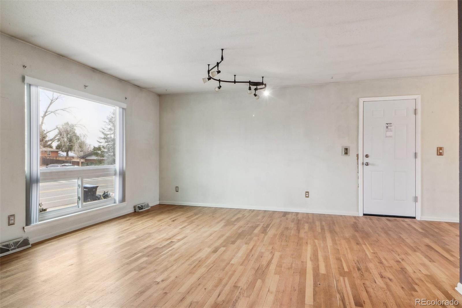MLS Image #3 for 7412 w 76th avenue,arvada, Colorado