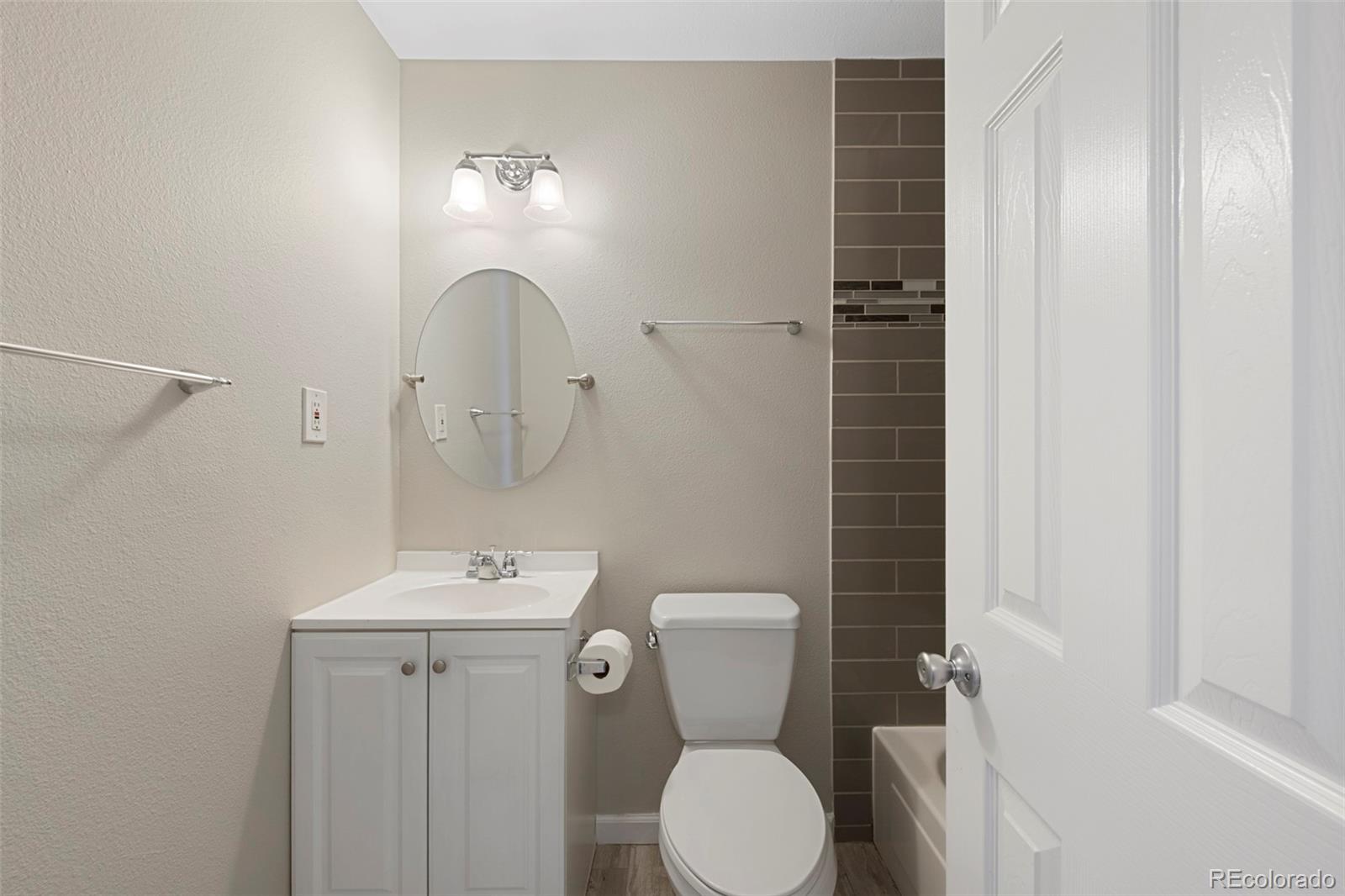 MLS Image #11 for 12501  randolph place,denver, Colorado