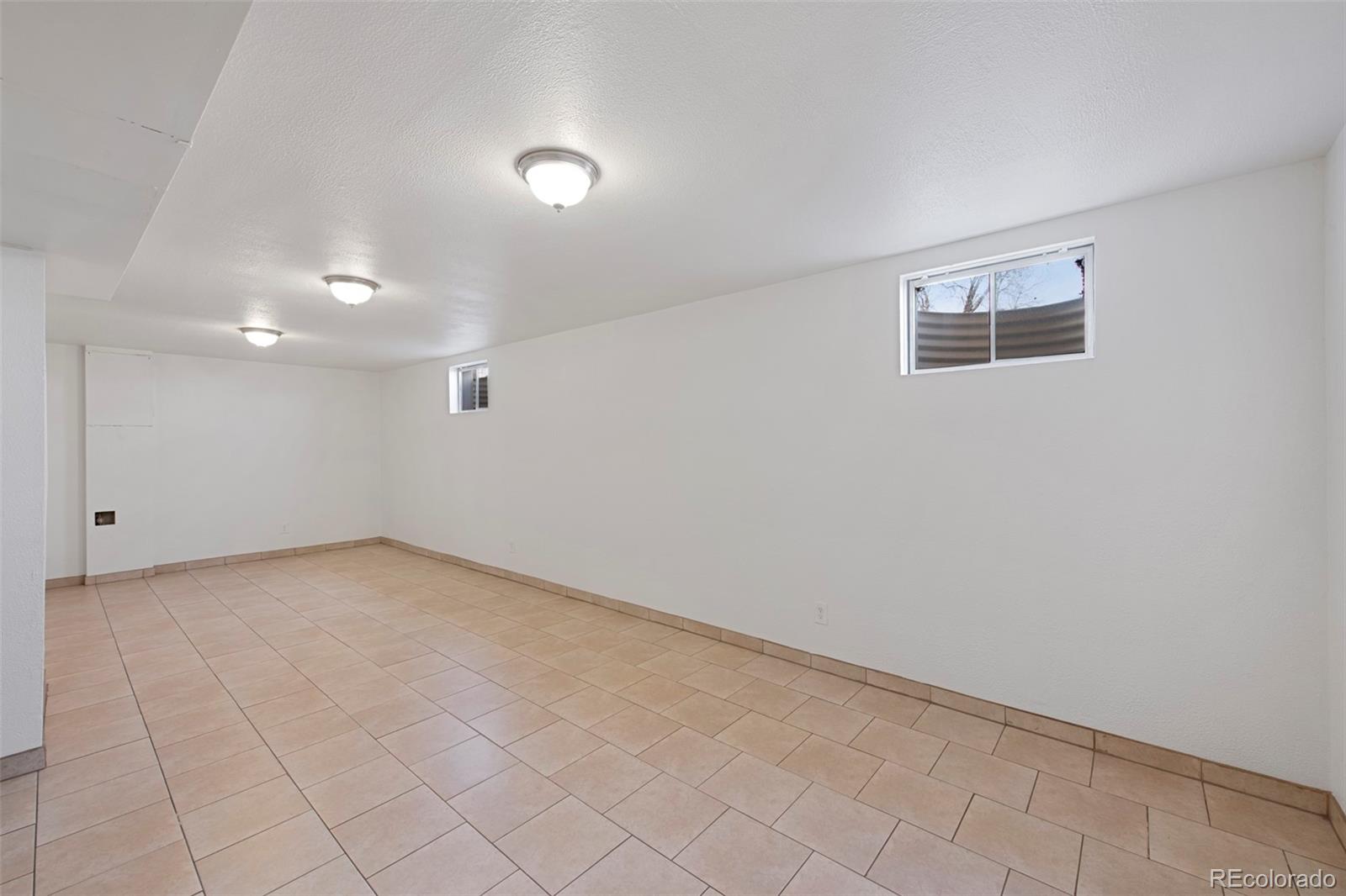 MLS Image #14 for 12501  randolph place,denver, Colorado