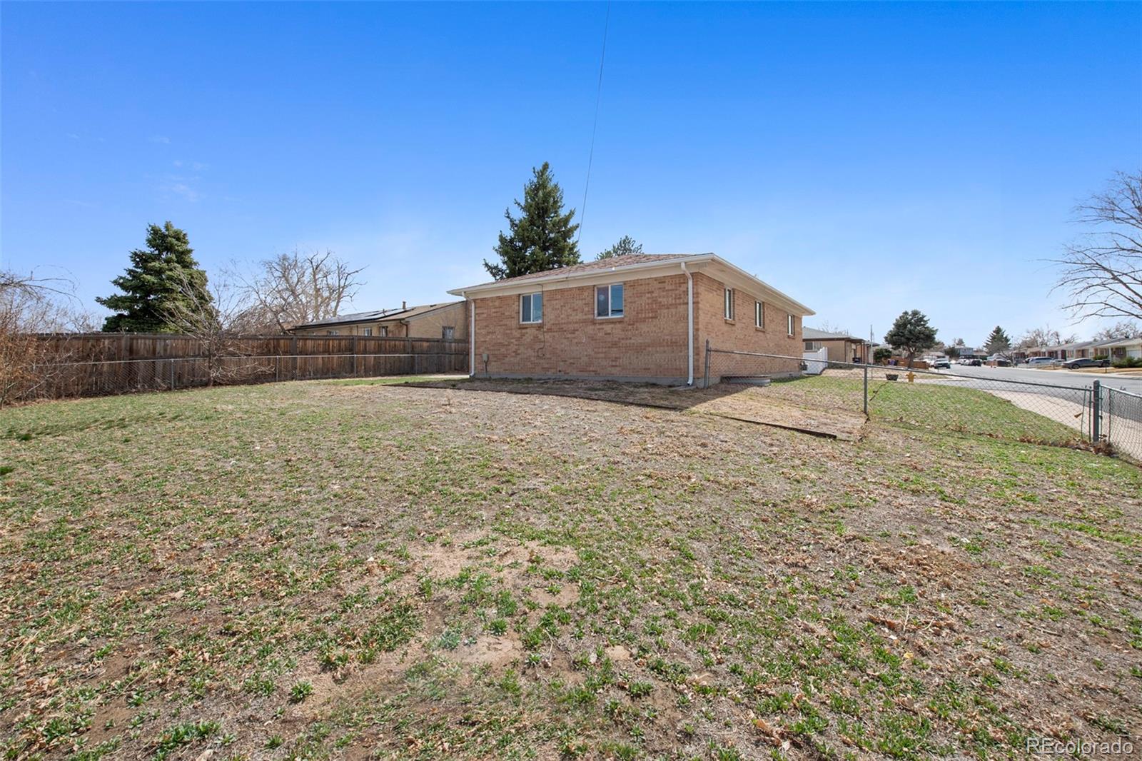 MLS Image #21 for 12501  randolph place,denver, Colorado