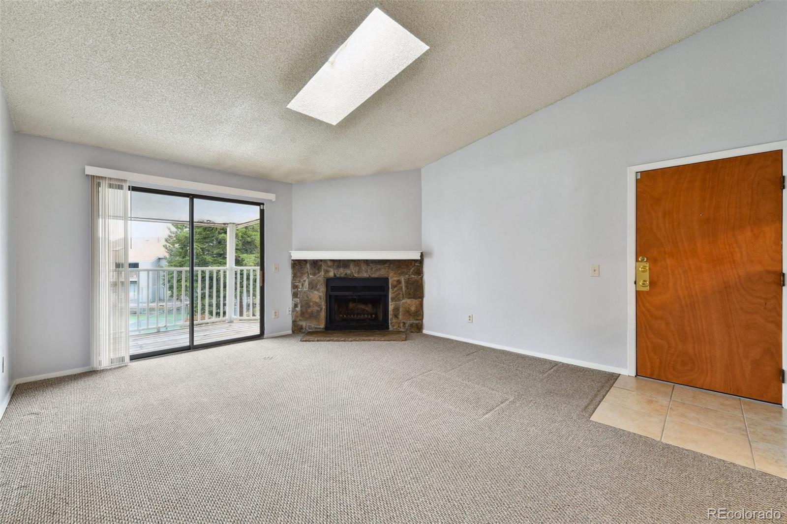 MLS Image #3 for 910 s walden street,aurora, Colorado