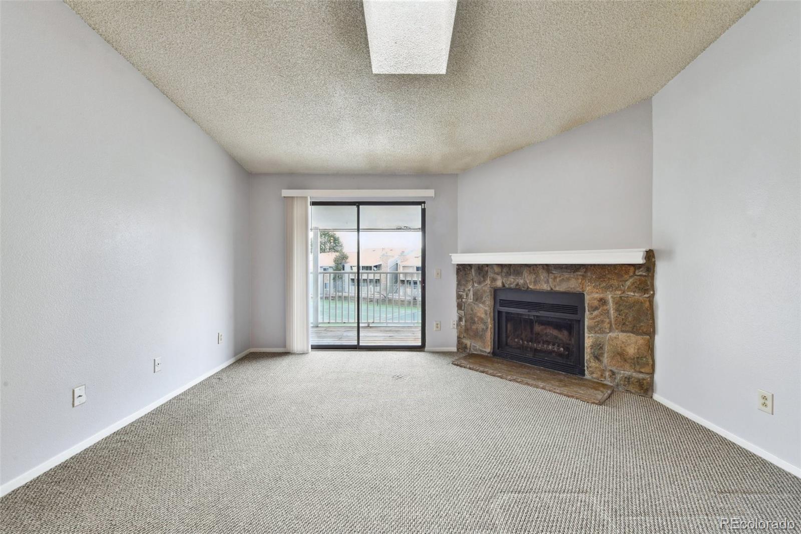 MLS Image #4 for 910 s walden street,aurora, Colorado