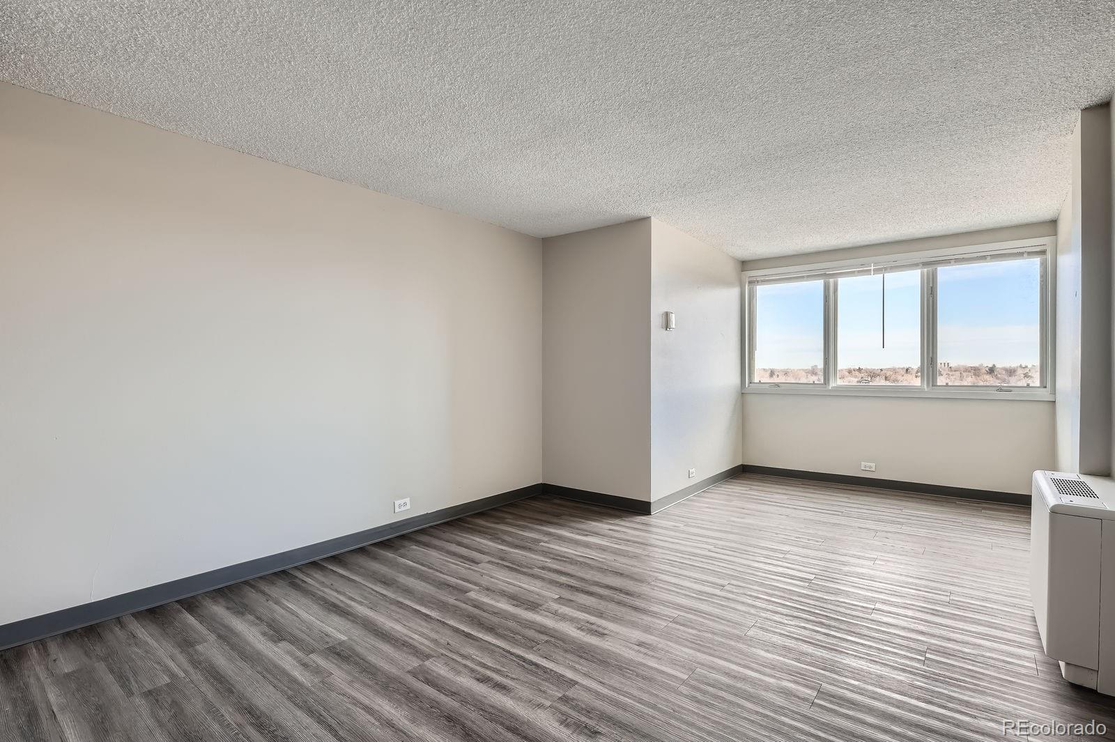 MLS Image #9 for 2225  buchtel boulevard,denver, Colorado