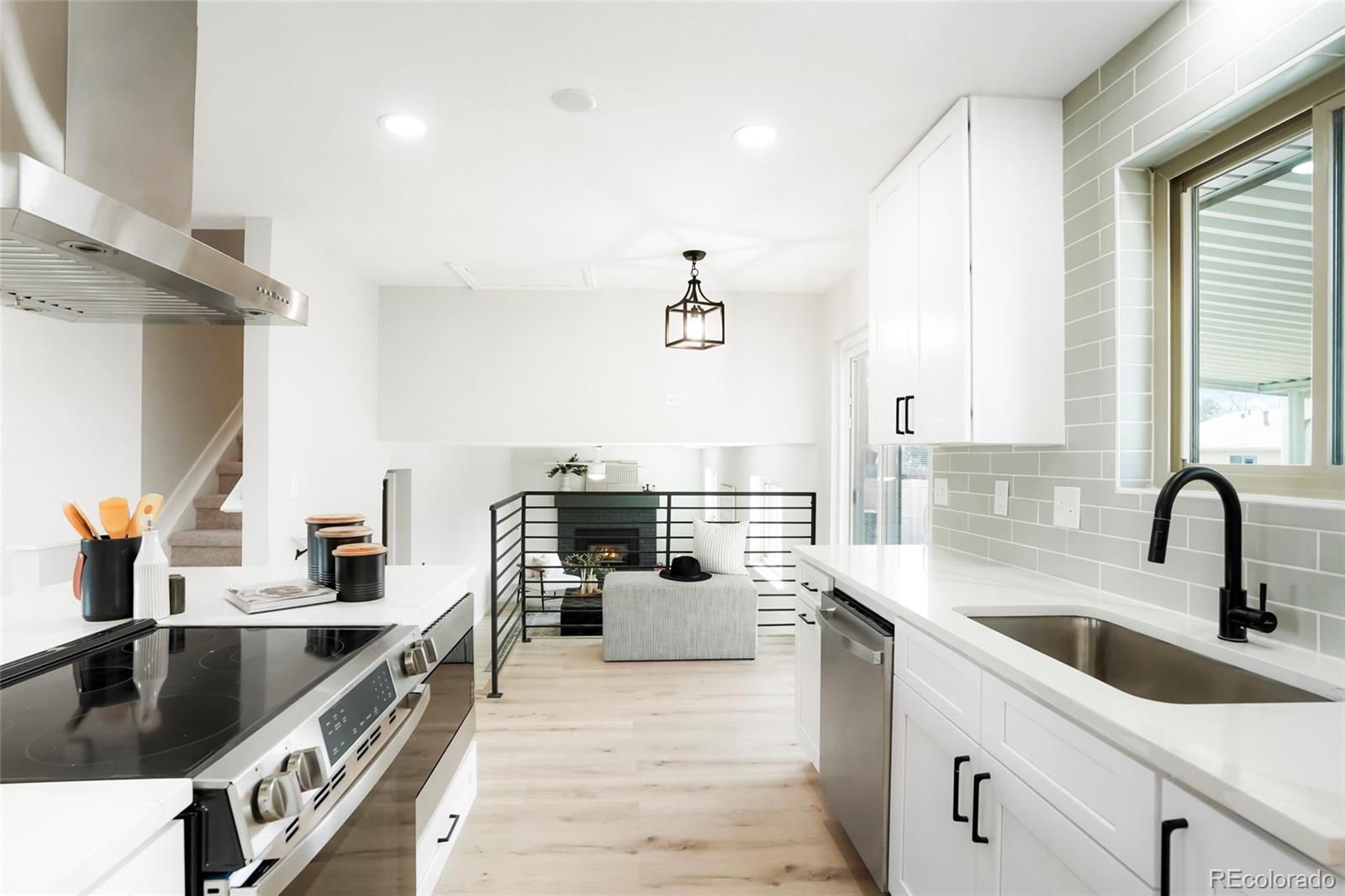 MLS Image #10 for 6985  braun court,arvada, Colorado