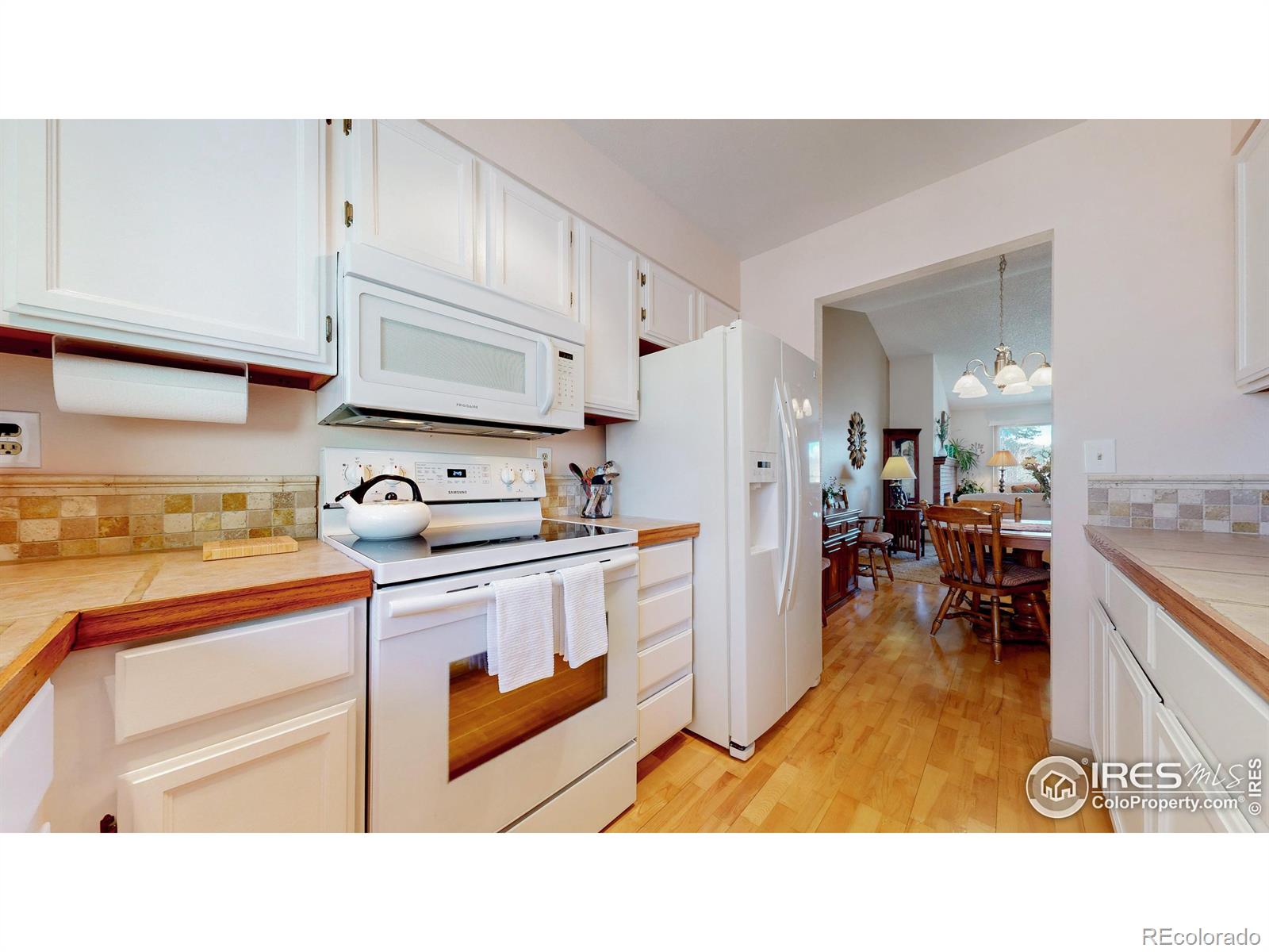 MLS Image #11 for 5413  fossil court,fort collins, Colorado