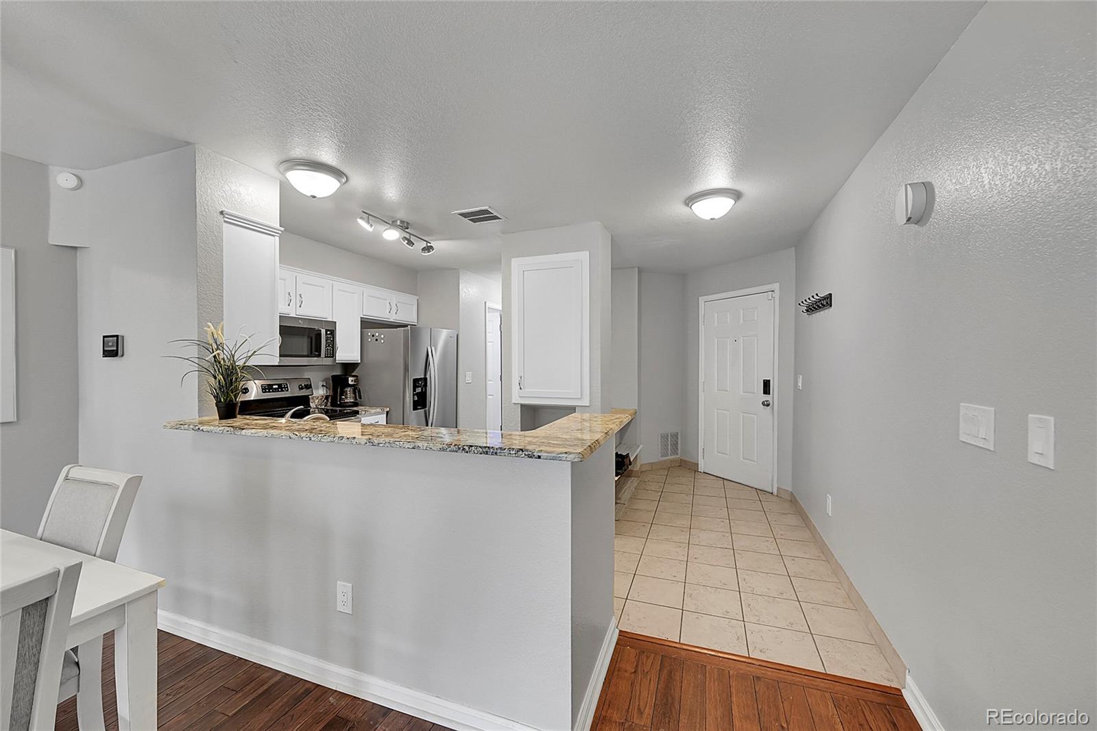 MLS Image #8 for 1303 s danube way 104,aurora, Colorado