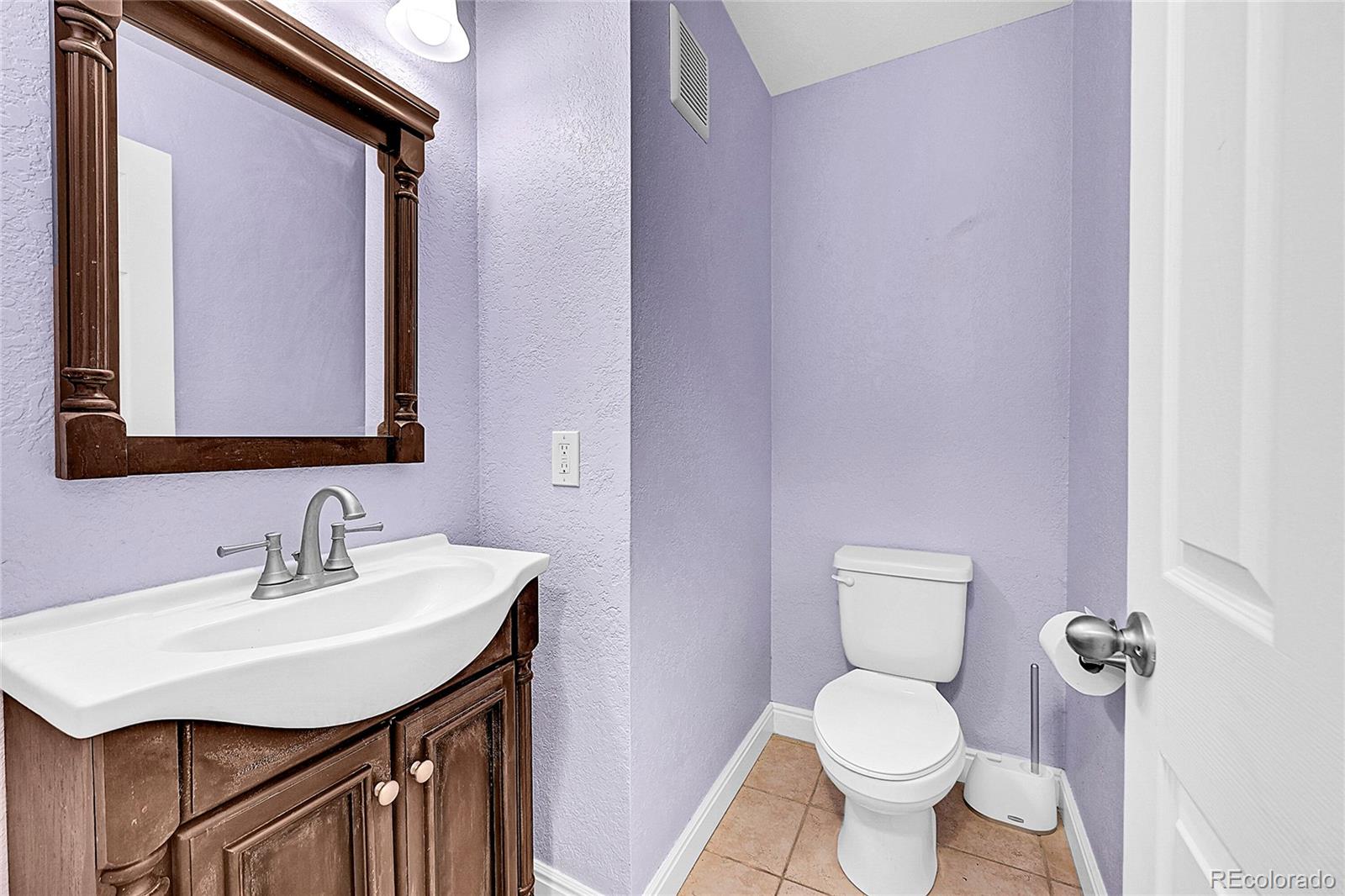 MLS Image #9 for 1303 s danube way 104,aurora, Colorado