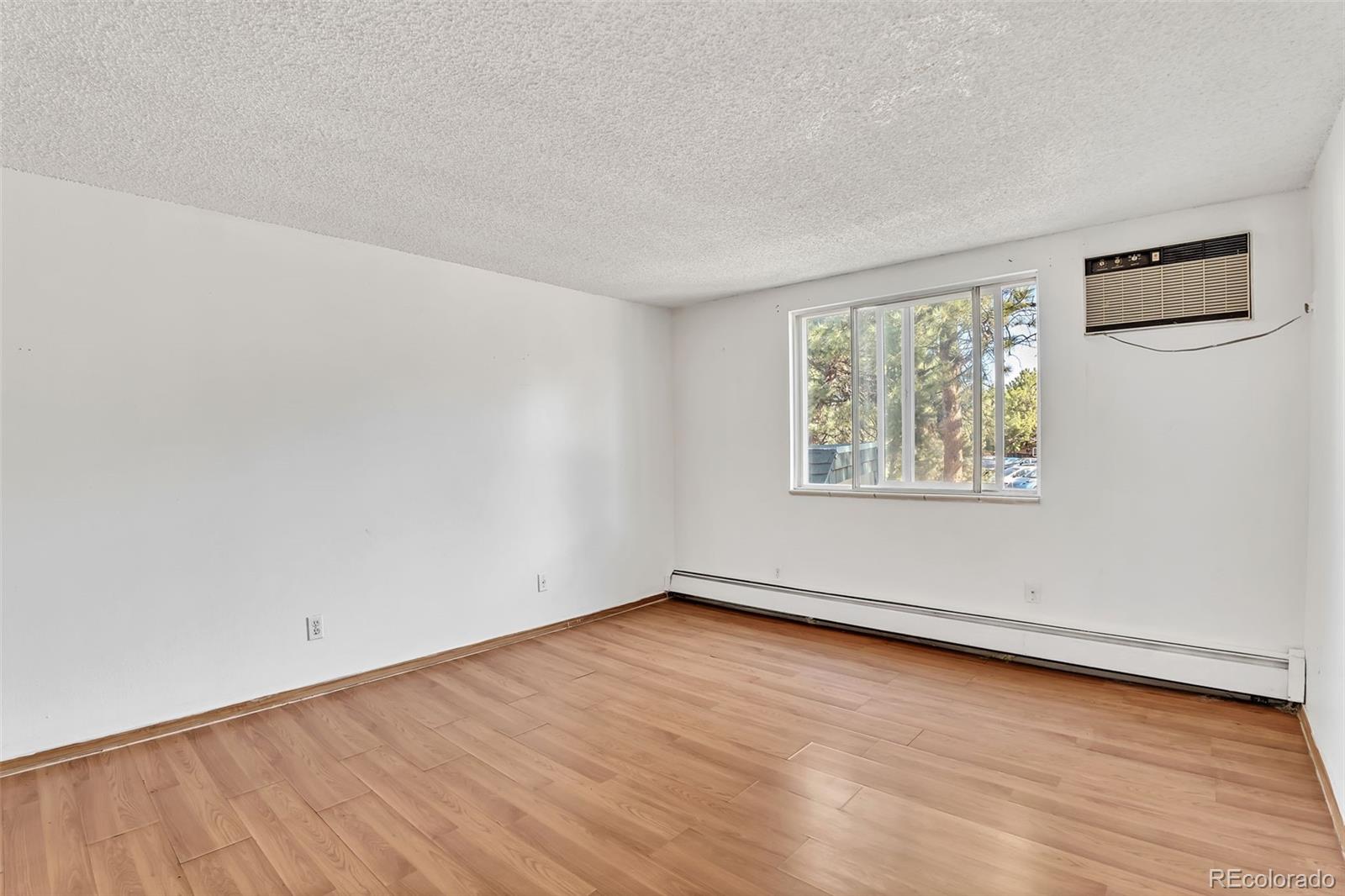 MLS Image #5 for 8826 e florida avenue,denver, Colorado