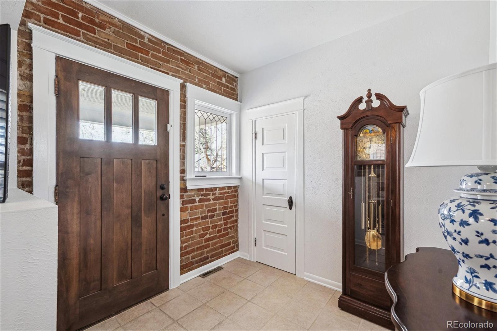 MLS Image #3 for 1074 s corona street,denver, Colorado