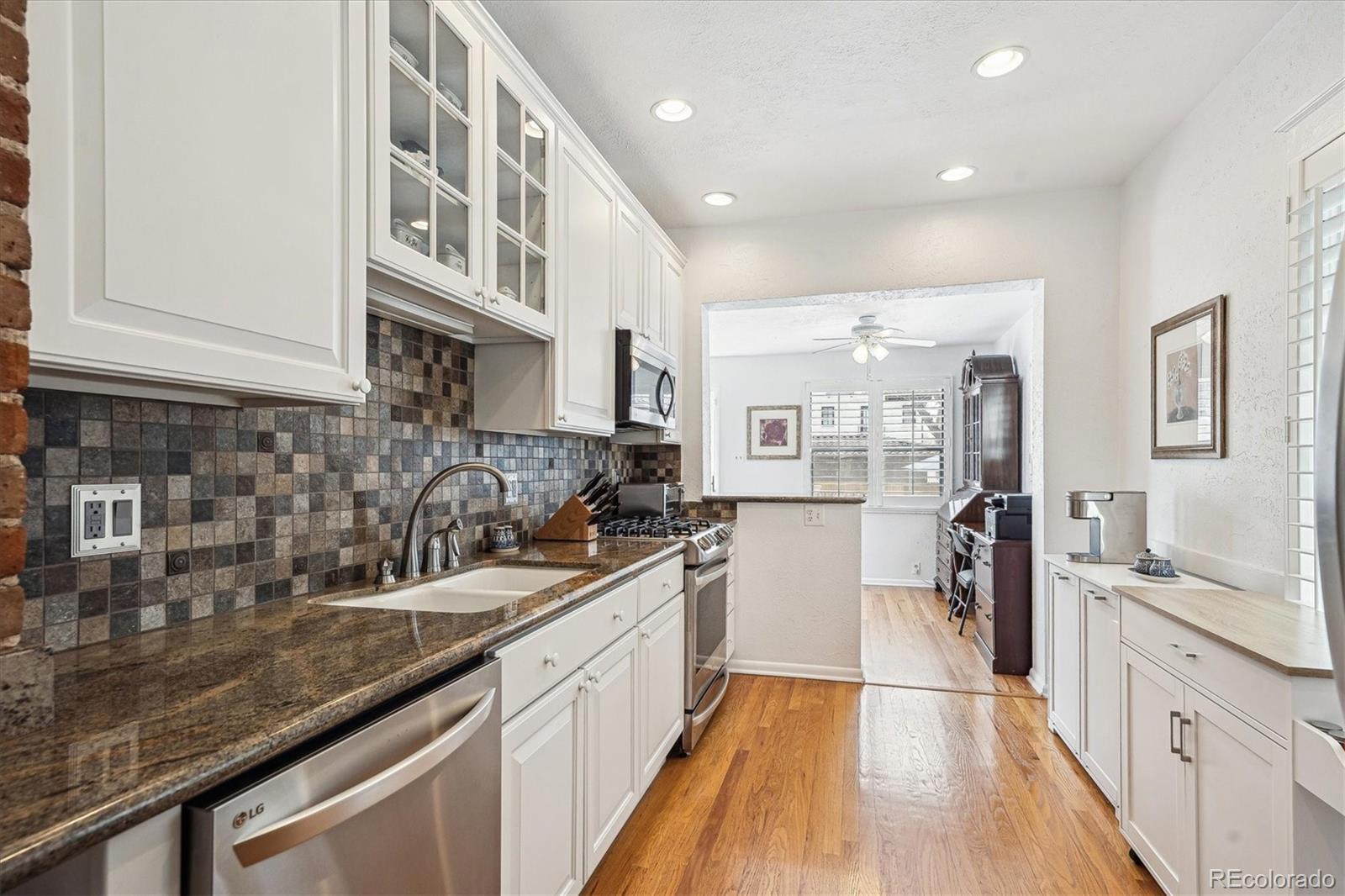 MLS Image #8 for 1074 s corona street,denver, Colorado