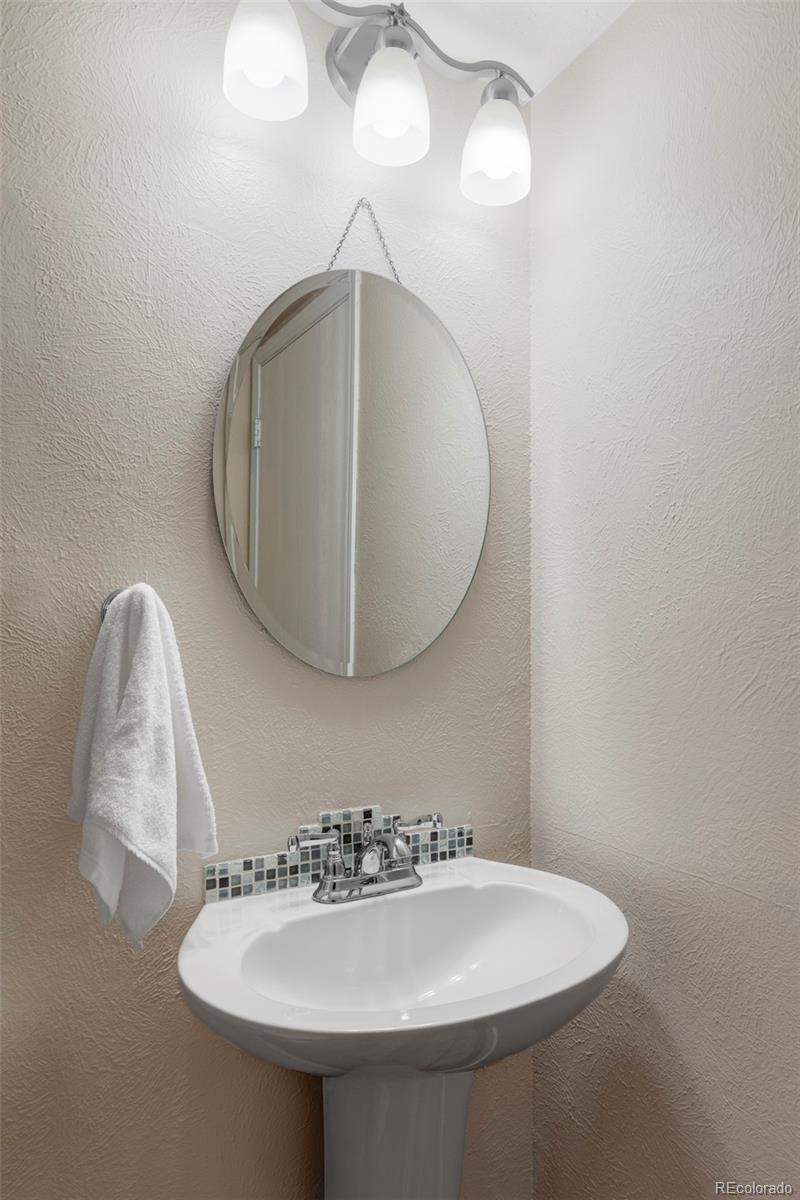 MLS Image #14 for 13010 w 63rd circle,arvada, Colorado