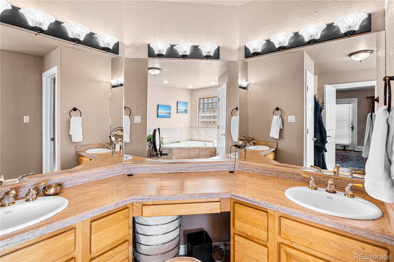 MLS Image #16 for 135 s hacienda del sol drive,pueblo, Colorado