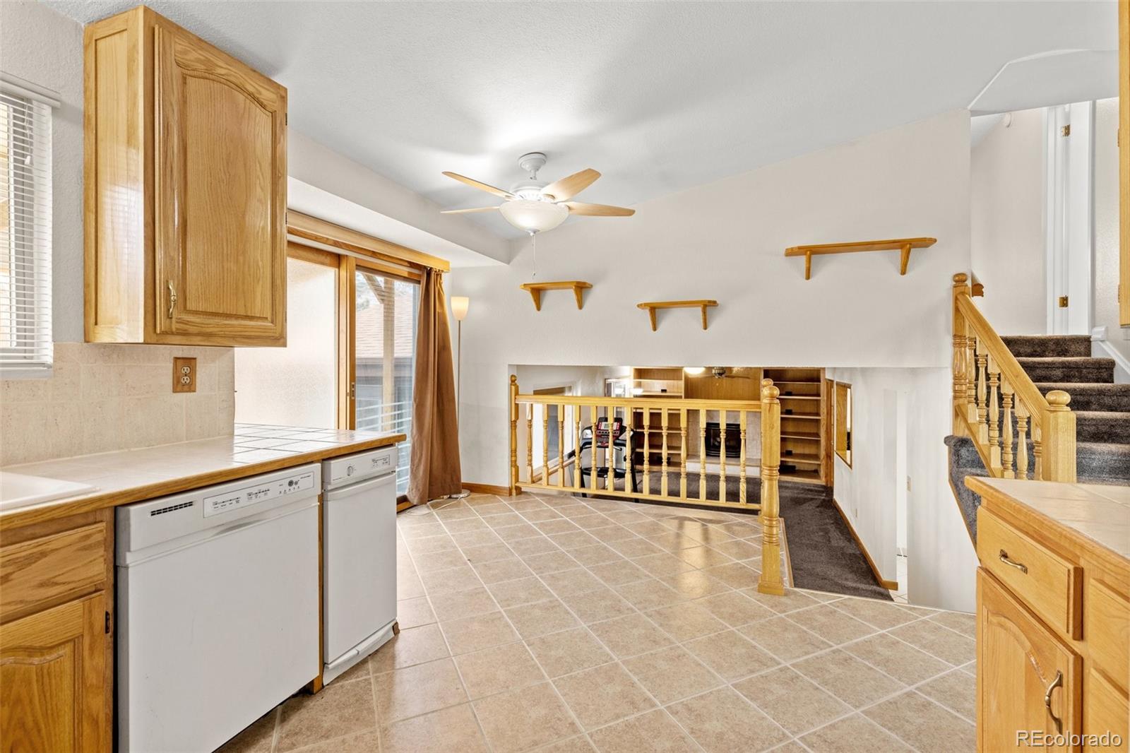 MLS Image #14 for 8249  zephyr street,arvada, Colorado