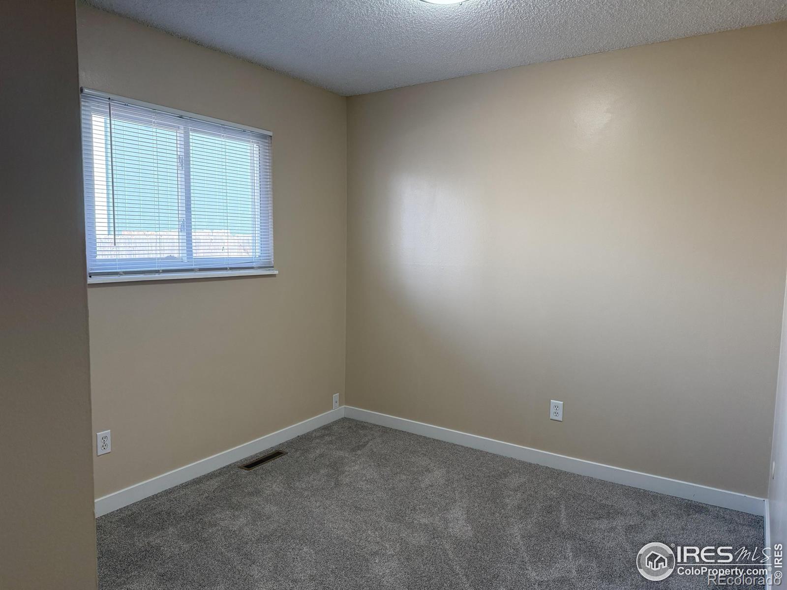 MLS Image #14 for 2104  36th street,evans, Colorado