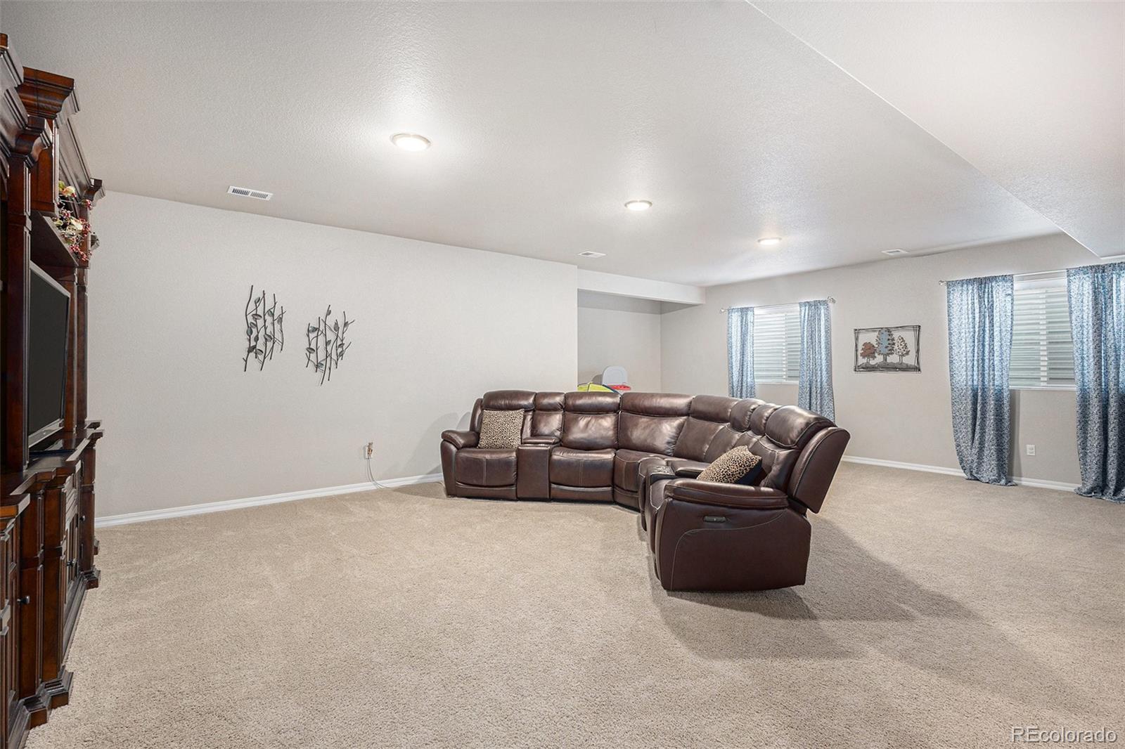 MLS Image #21 for 8597  moorland lane,colorado springs, Colorado