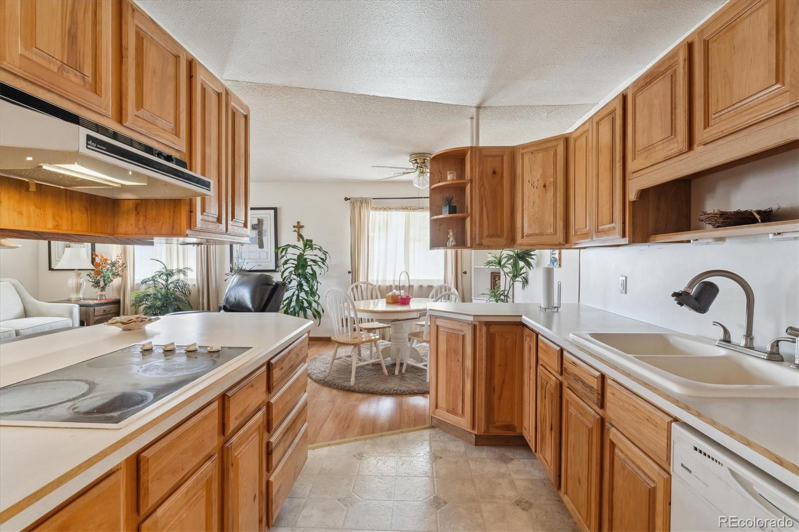 MLS Image #10 for 9942  lane street,thornton, Colorado