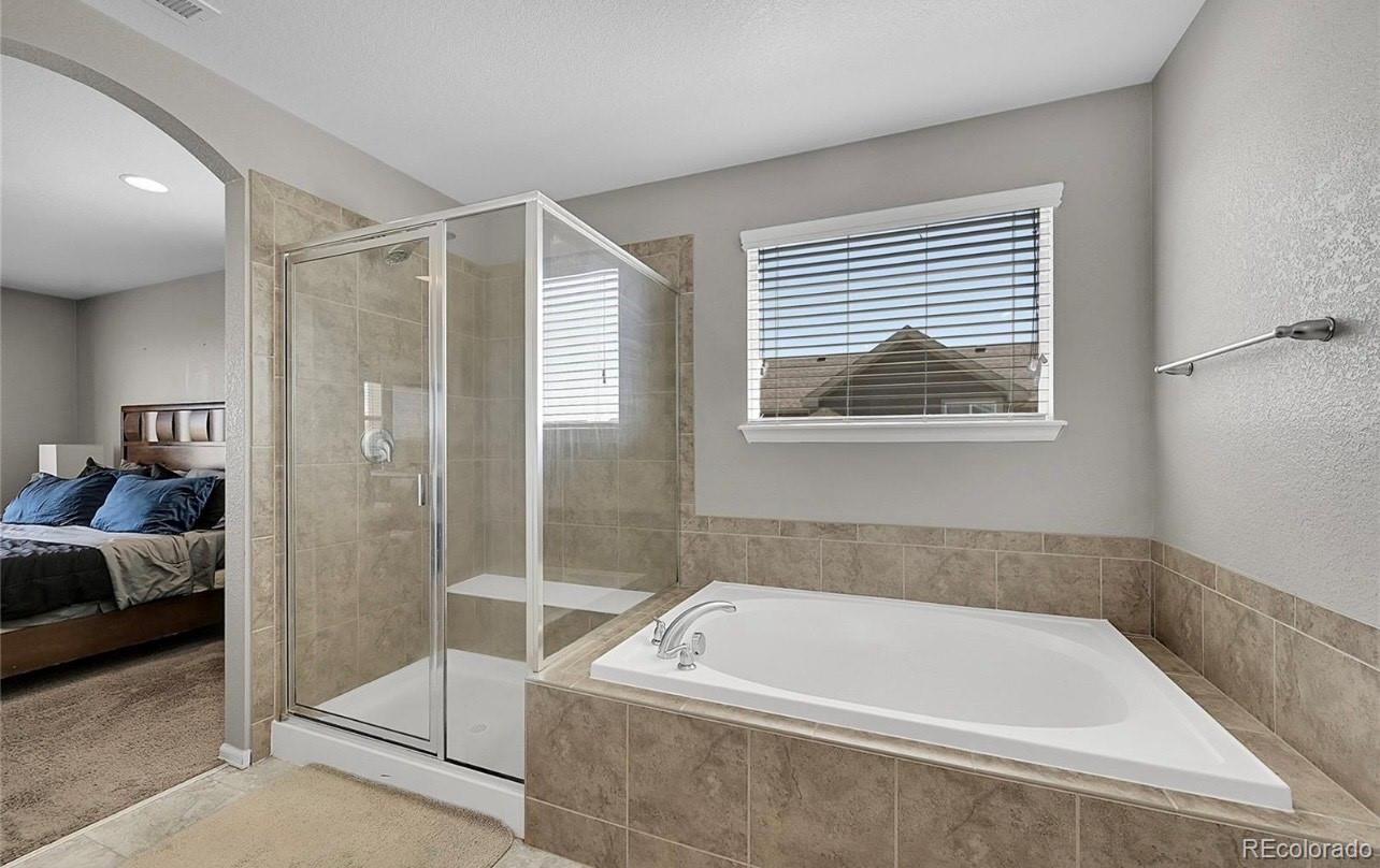 MLS Image #11 for 19680 e 61st drive,aurora, Colorado