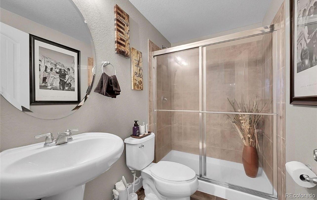 MLS Image #17 for 19680 e 61st drive,aurora, Colorado