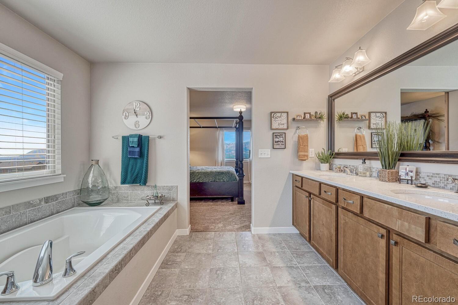MLS Image #25 for 145  kettle valley way,monument, Colorado