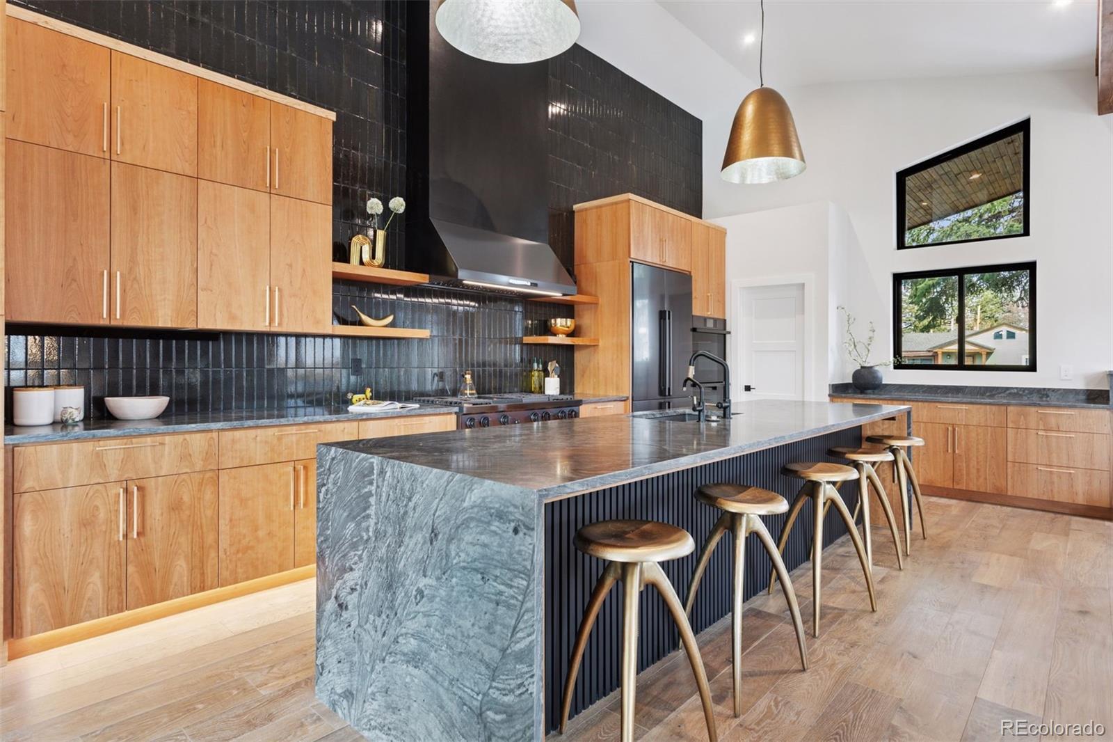 MLS Image #11 for 2895 s dexter way,denver, Colorado
