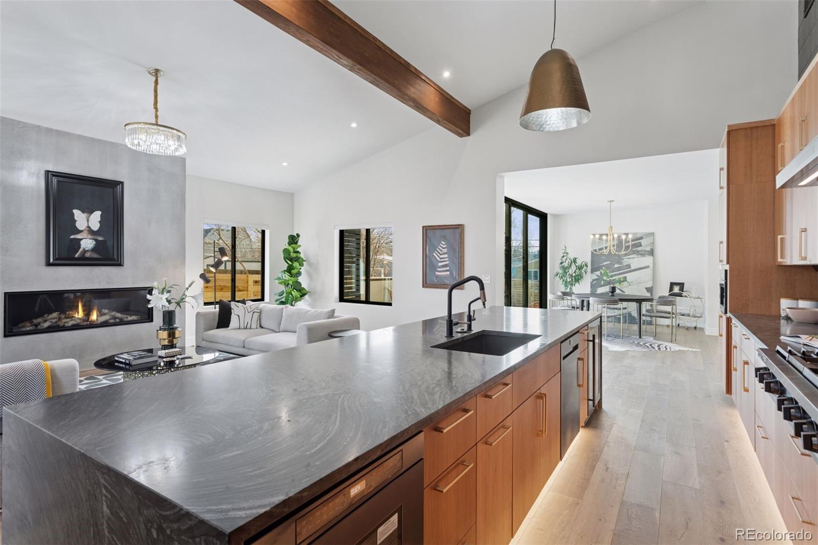 MLS Image #13 for 2895 s dexter way,denver, Colorado