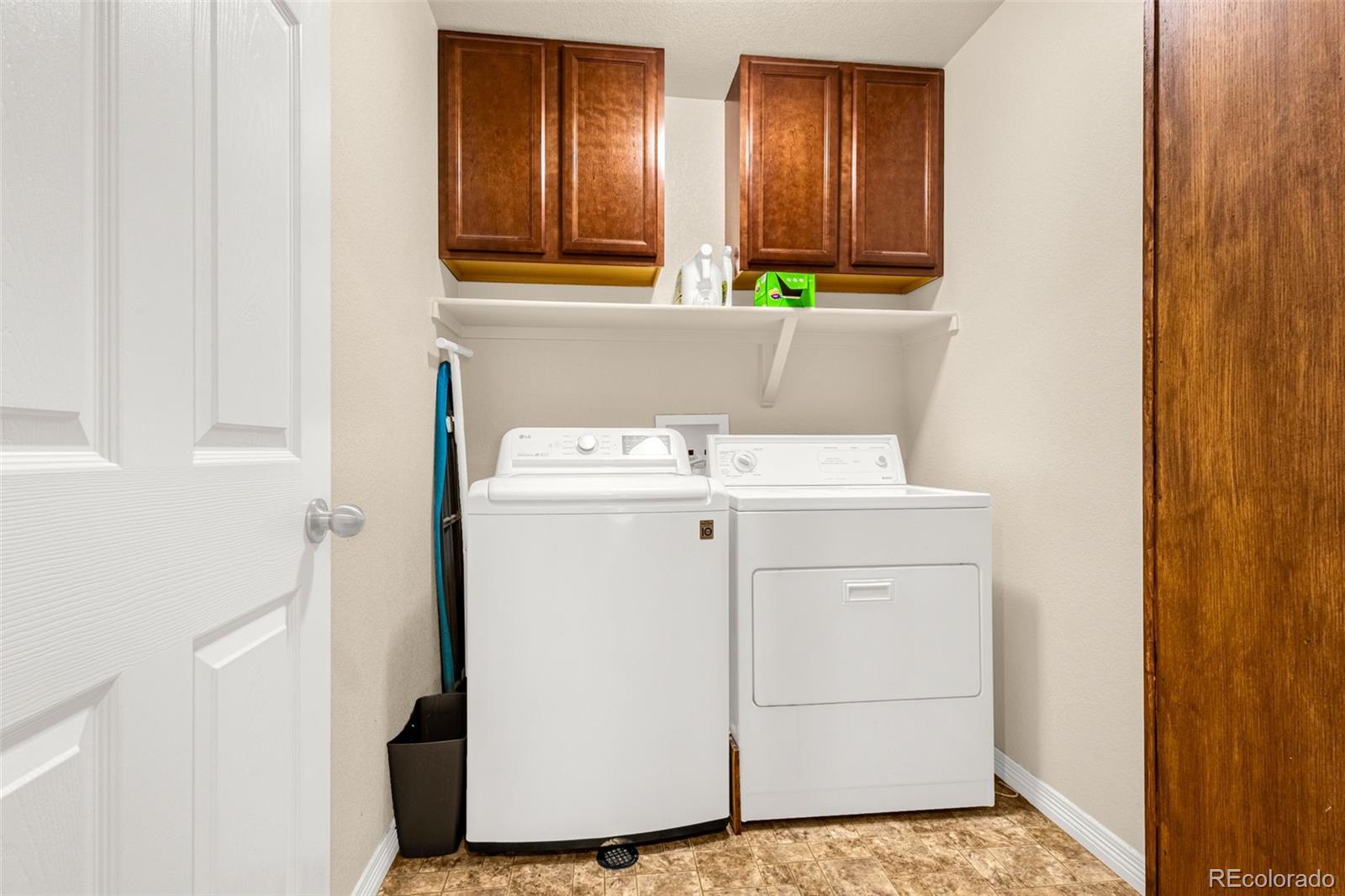 MLS Image #17 for 1974  reed grass way,colorado springs, Colorado