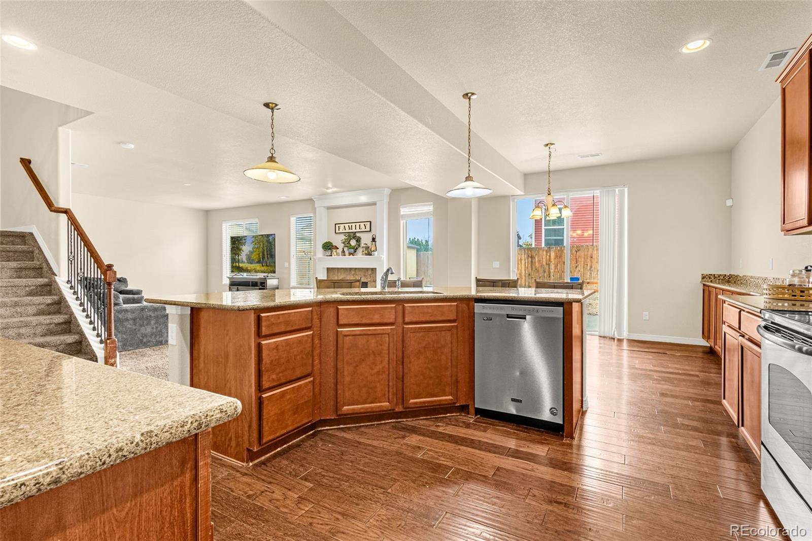 MLS Image #6 for 1974  reed grass way,colorado springs, Colorado