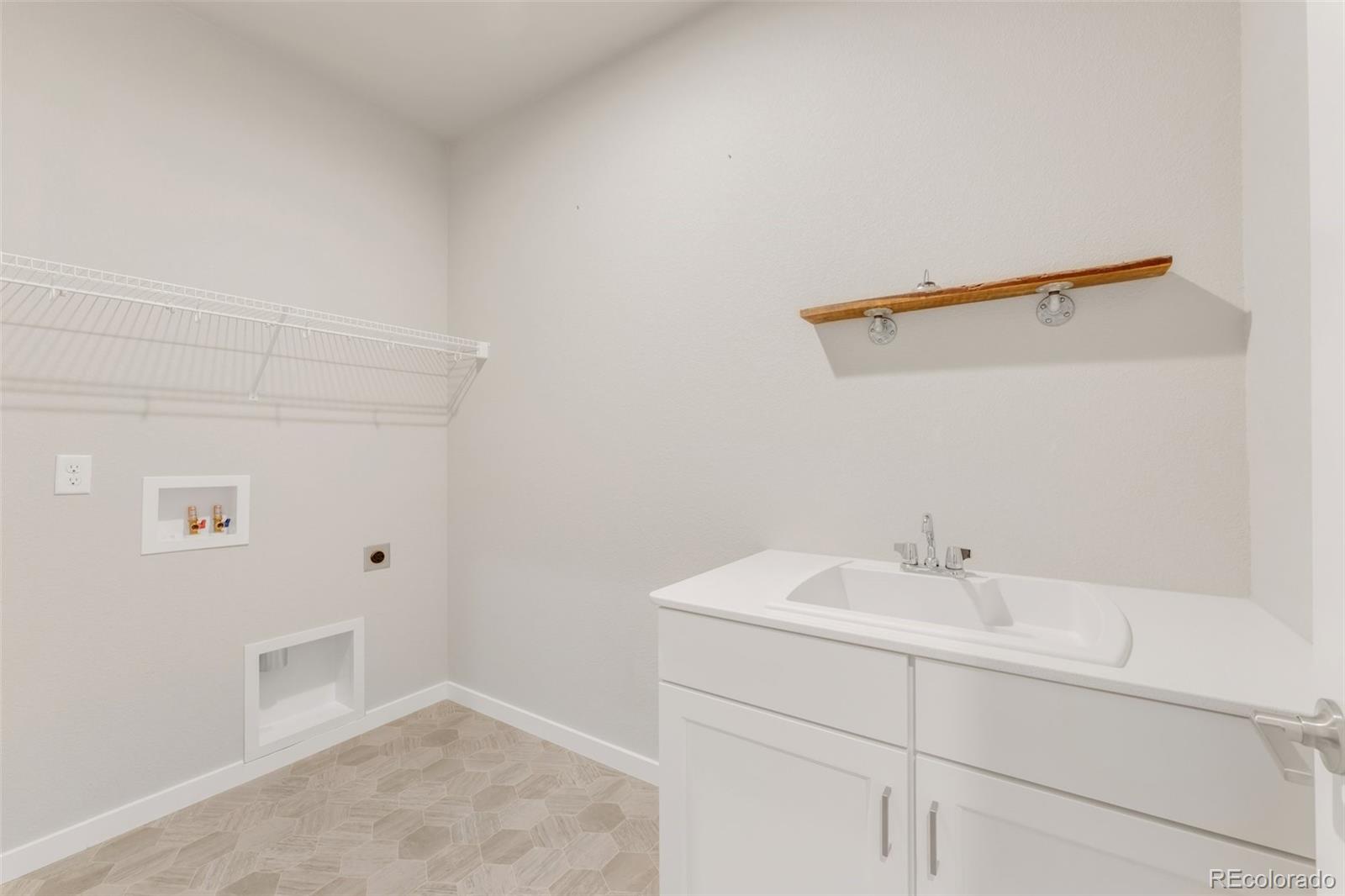 MLS Image #22 for 11866  alydar loop,colorado springs, Colorado