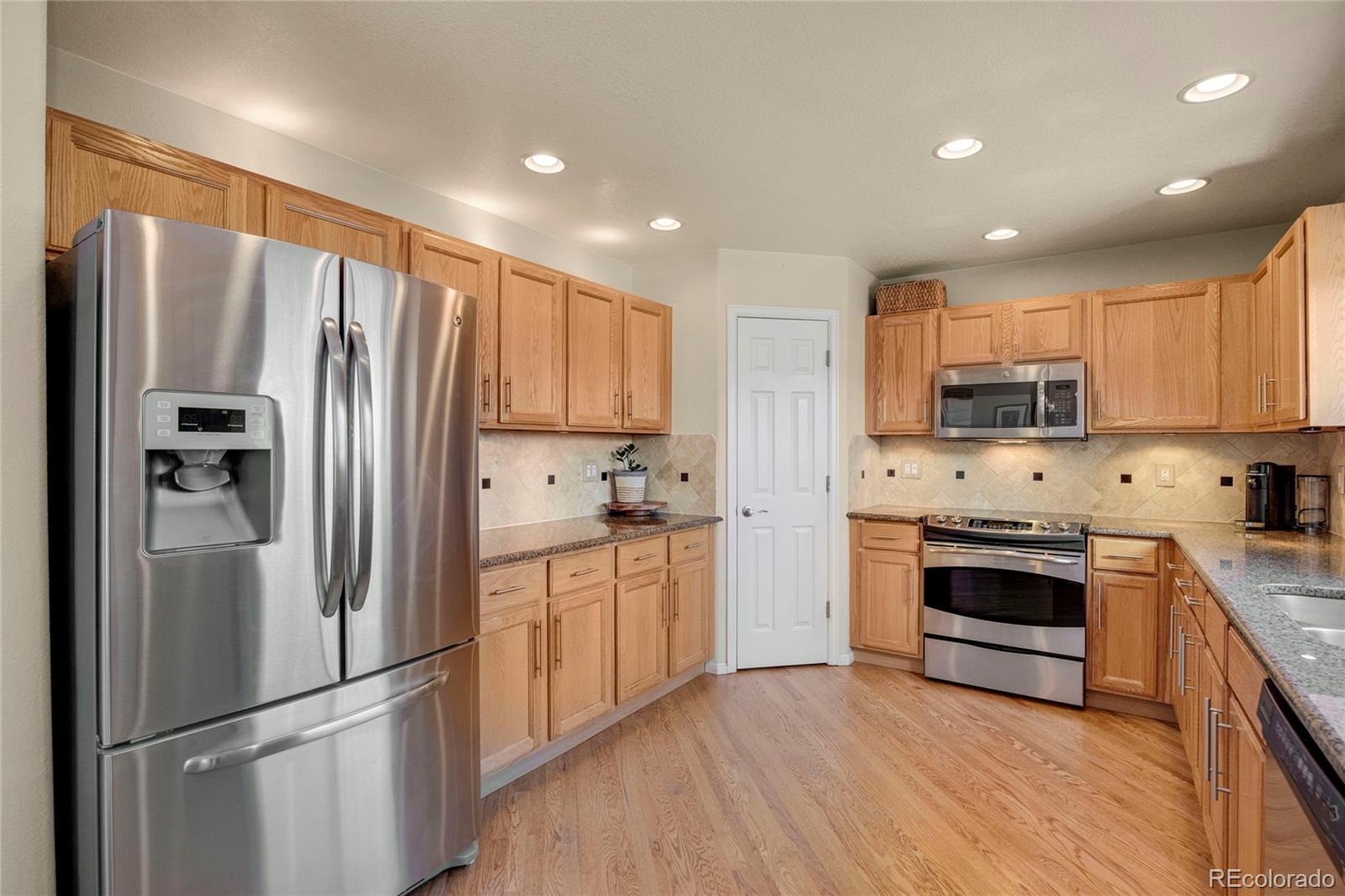 MLS Image #18 for 468  sylvestor trail,highlands ranch, Colorado