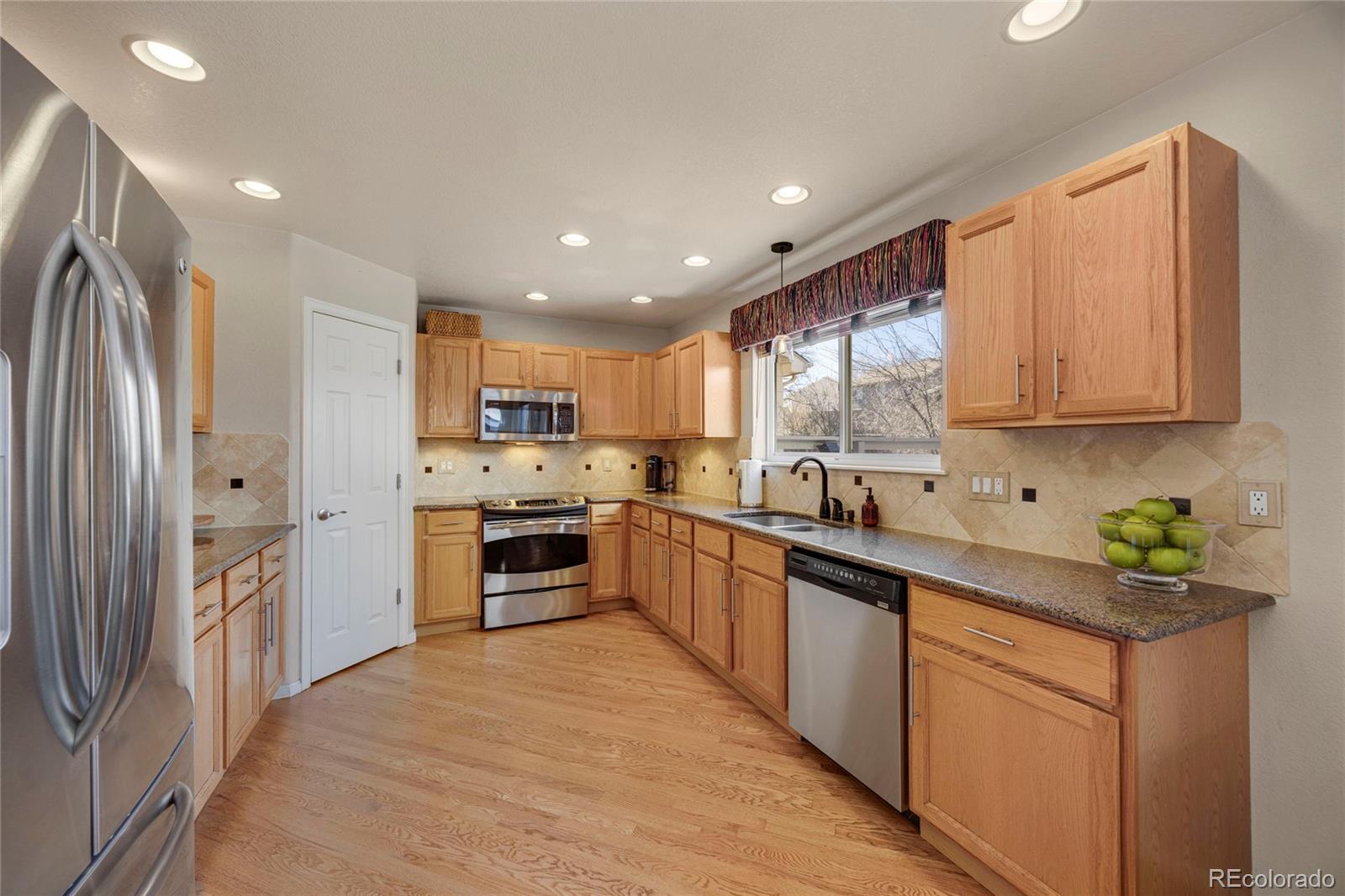 MLS Image #20 for 468  sylvestor trail,highlands ranch, Colorado