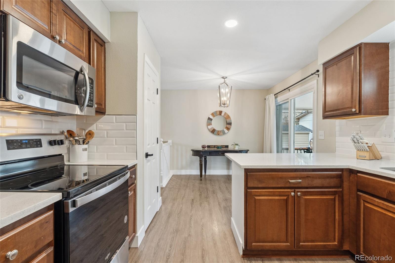MLS Image #9 for 593 s everett court,lakewood, Colorado