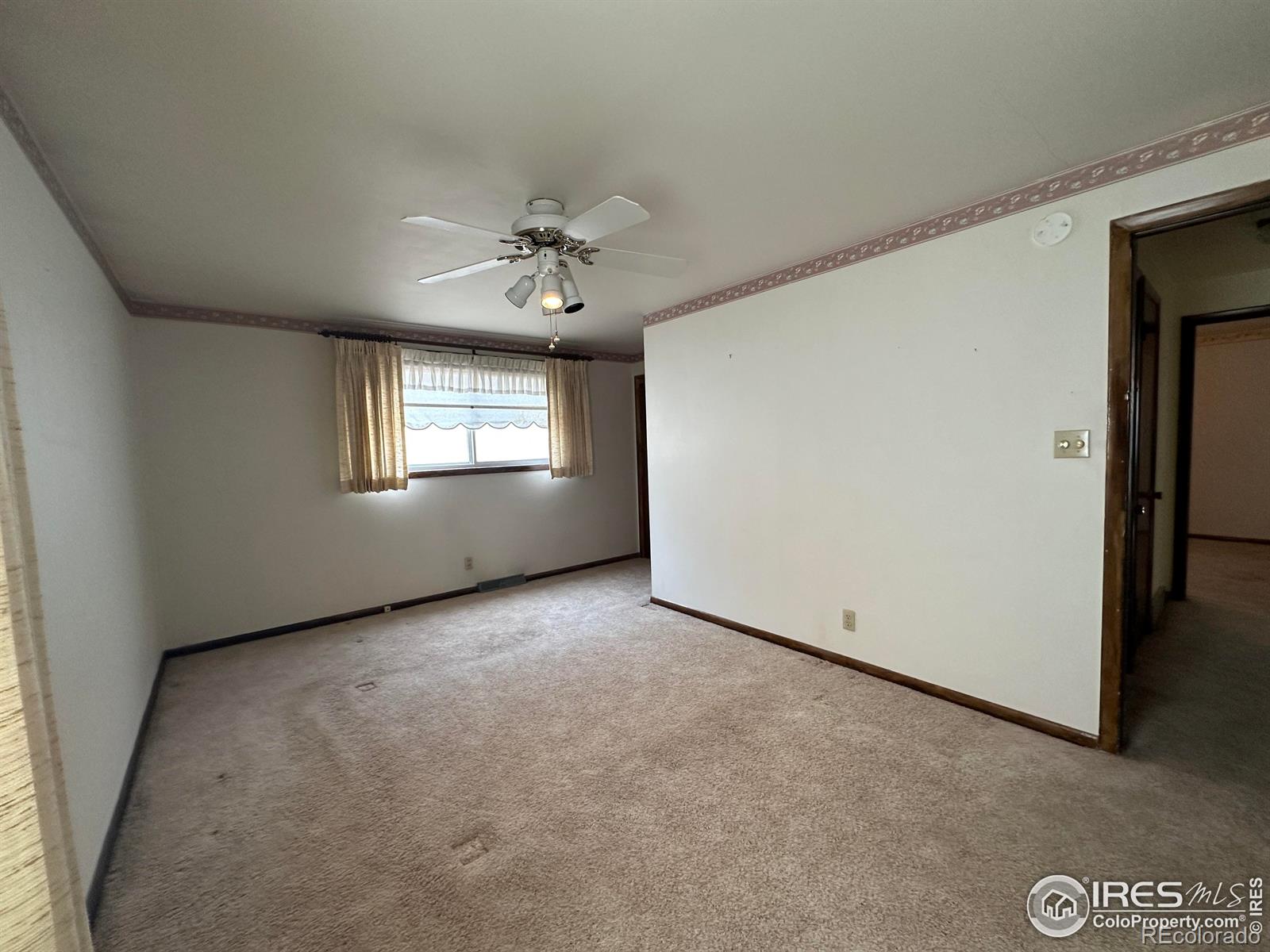 MLS Image #19 for 526 e 13th street,loveland, Colorado