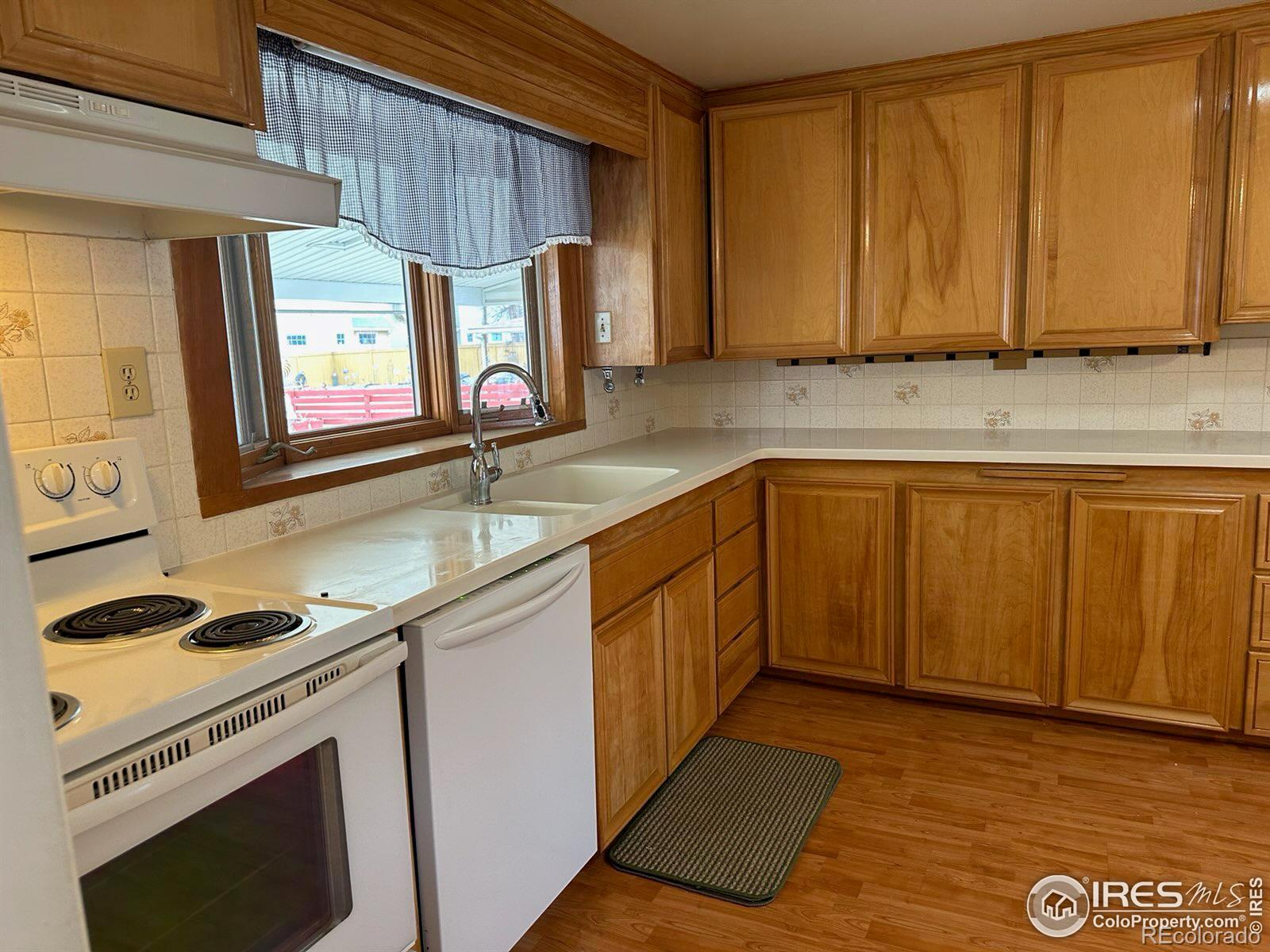 MLS Image #7 for 526 e 13th street,loveland, Colorado