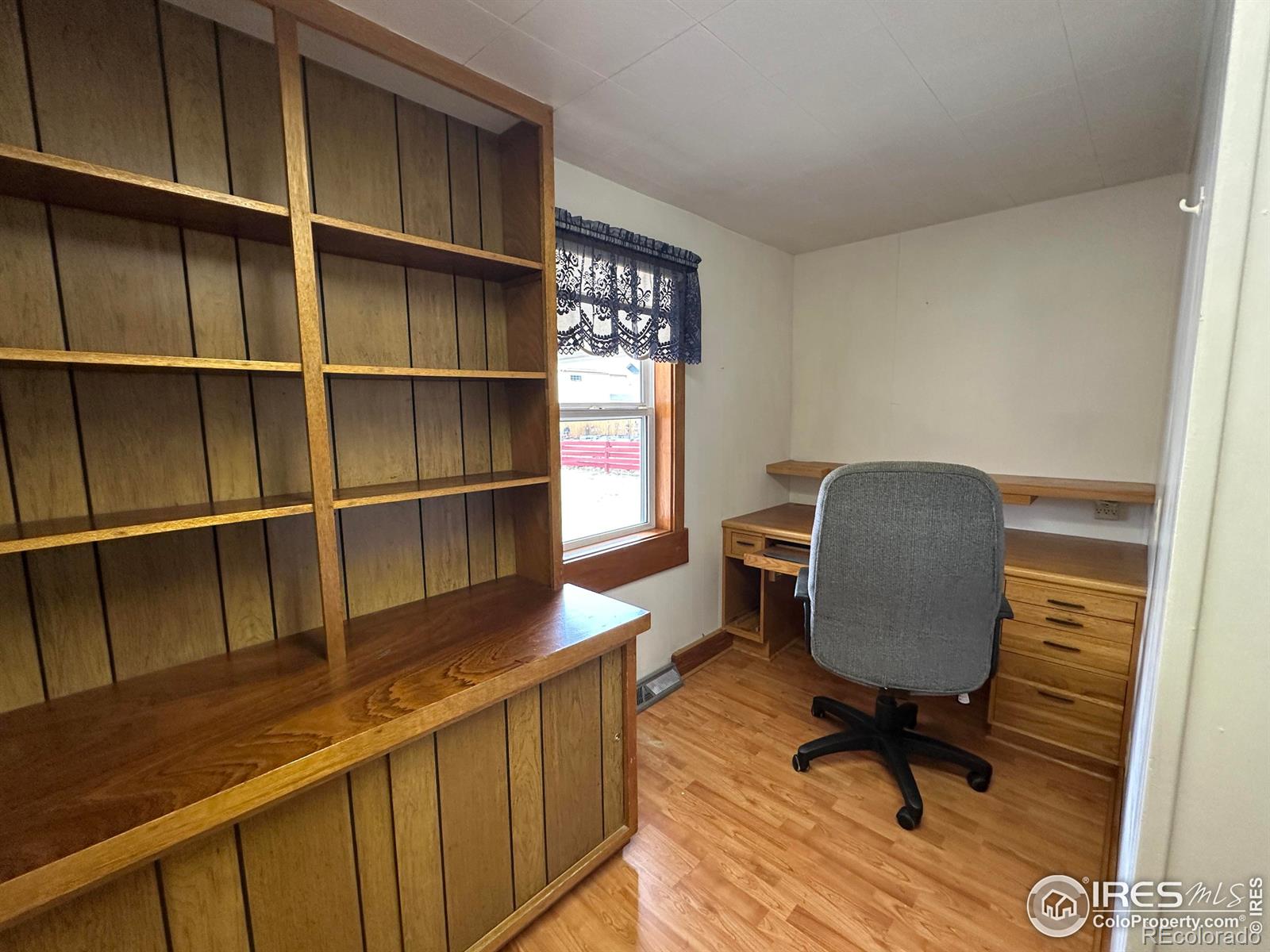 MLS Image #9 for 526 e 13th street,loveland, Colorado